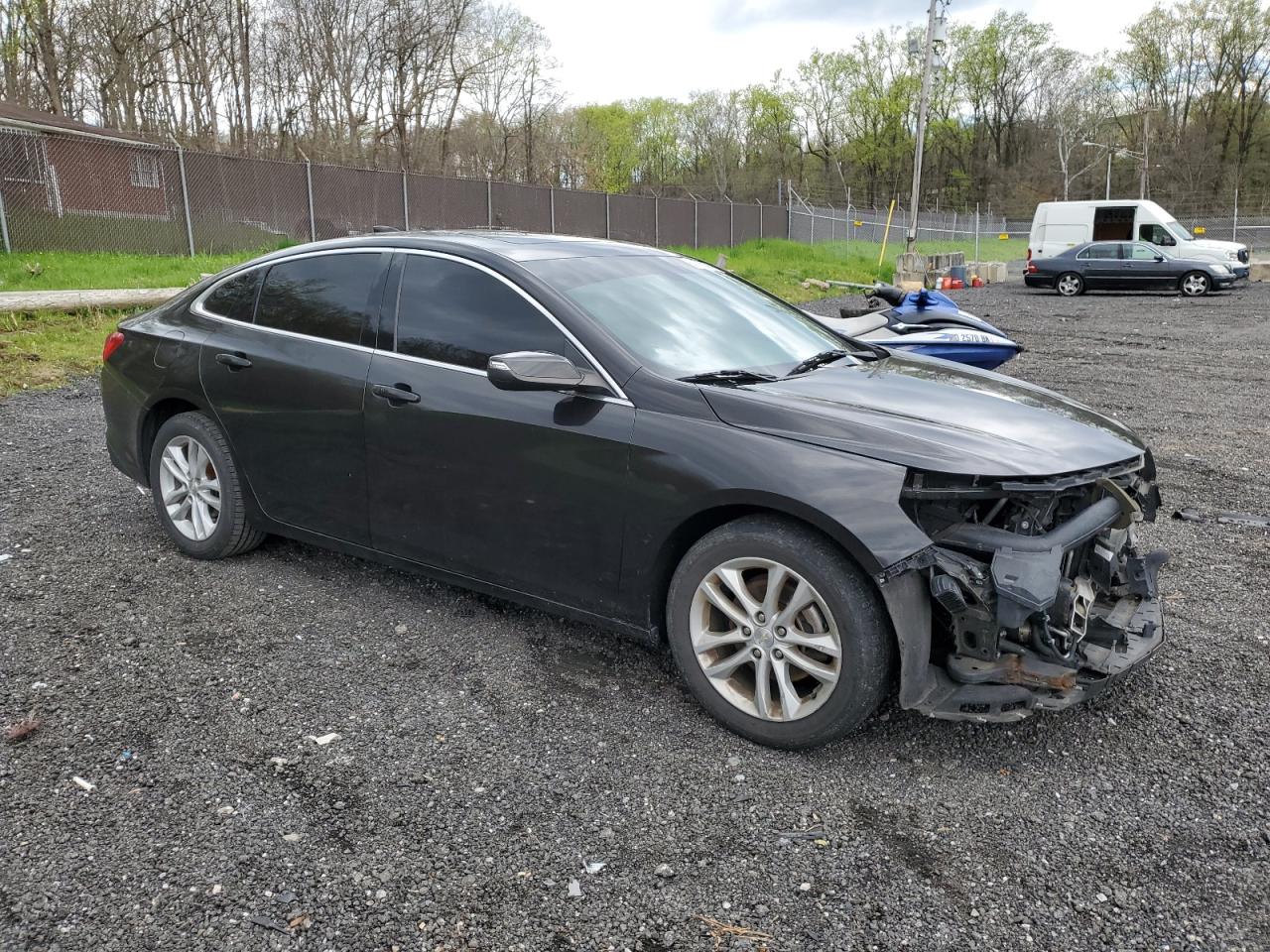 1G1ZD5ST1JF233327 2018 Chevrolet Malibu Lt