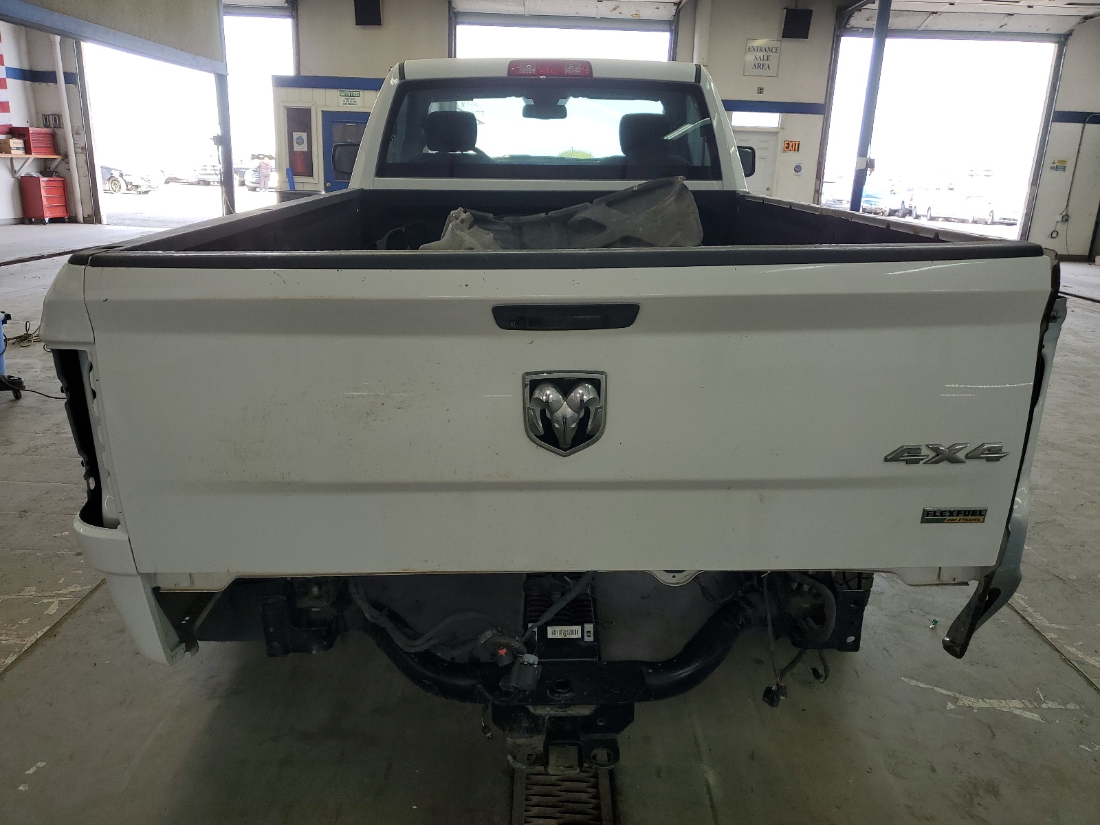 3C6JR7DG0KG502443 2019 Ram 1500 Classic Tradesman