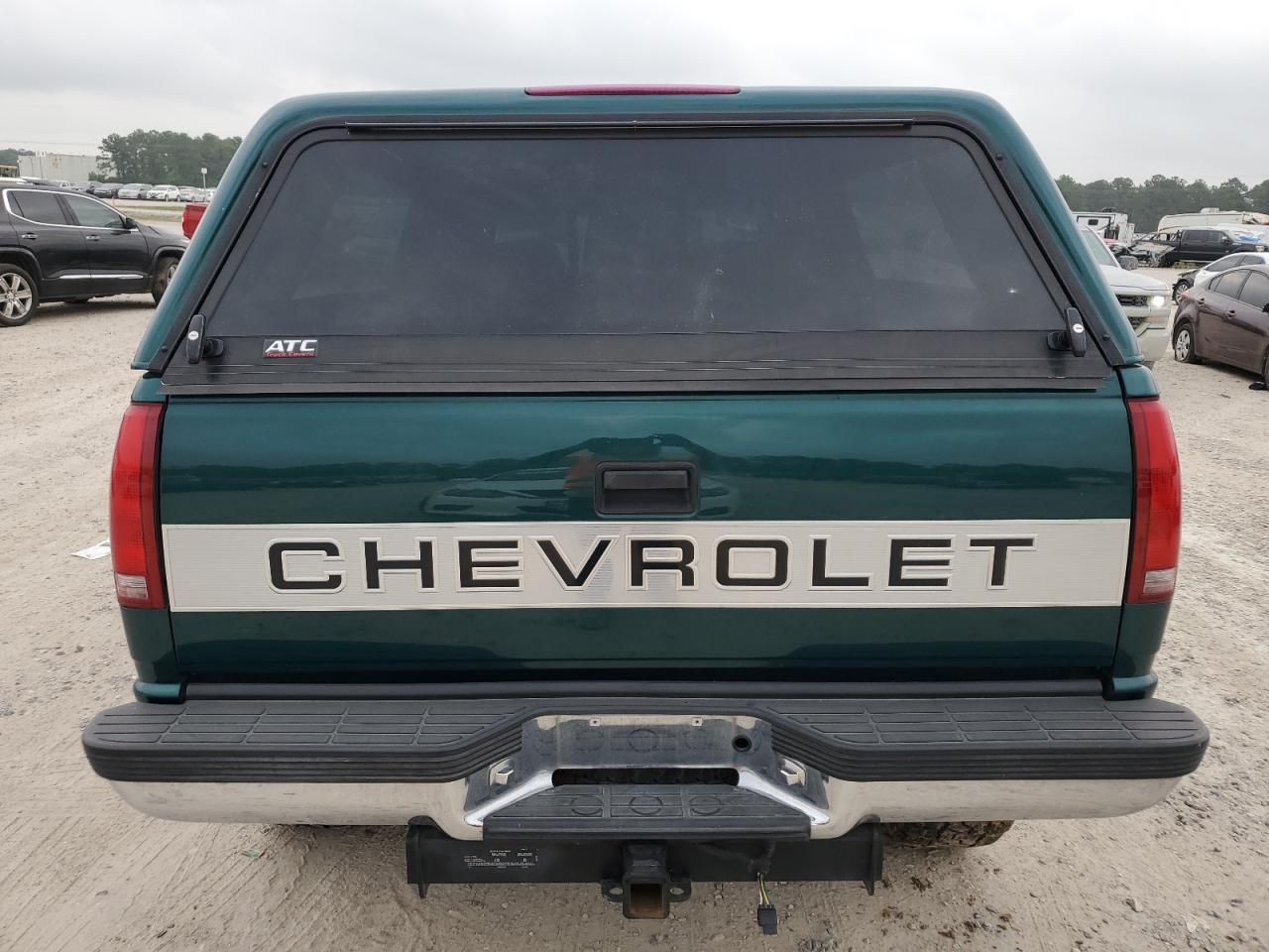 1997 Chevrolet Gmt-400 K1500 VIN: 2GCEK19R7V1256445 Lot: 53257704