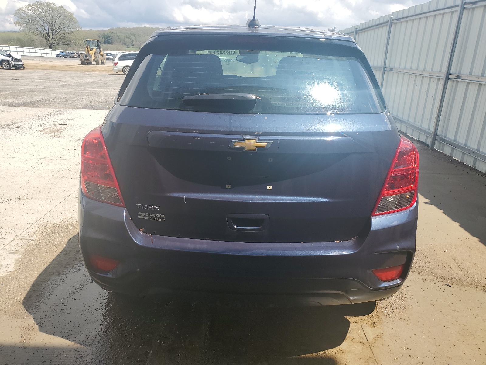 3GNCJKSB2JL200684 2018 Chevrolet Trax Ls