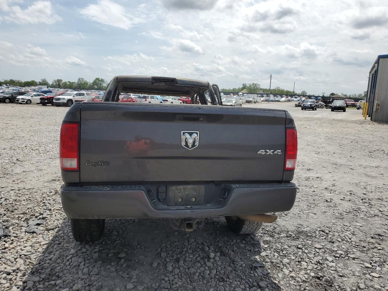 2018 Ram 1500 St VIN: 1C6RR7FG9JS327469 Lot: 51202514