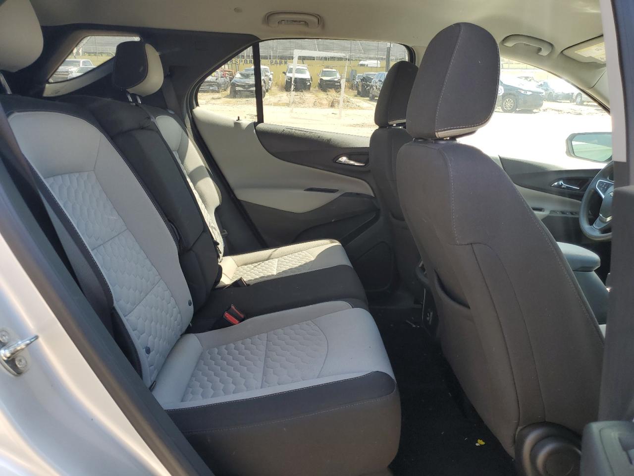 2021 Chevrolet Equinox Ls VIN: 3GNAXHEV5MS155586 Lot: 50688814