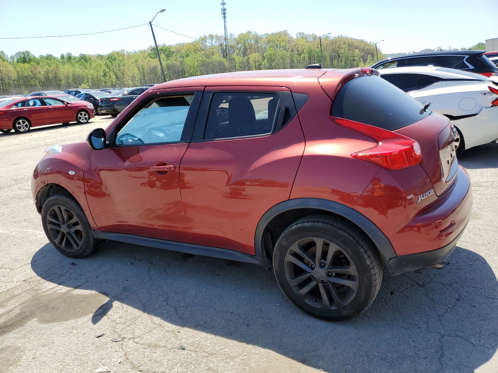 2012 Nissan Juke S vin: JN8AF5MR2CT102481