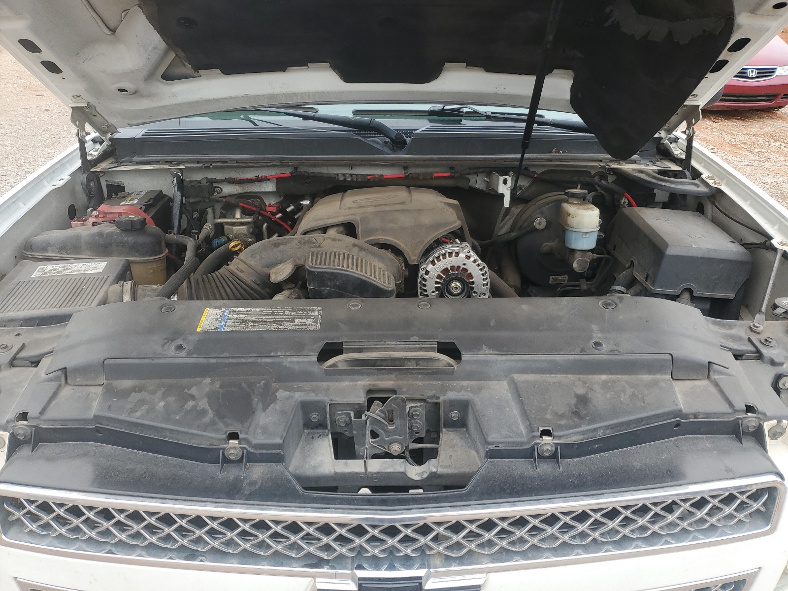 3GNFC160X8G203832 2008 Chevrolet Suburban C1500 Ls