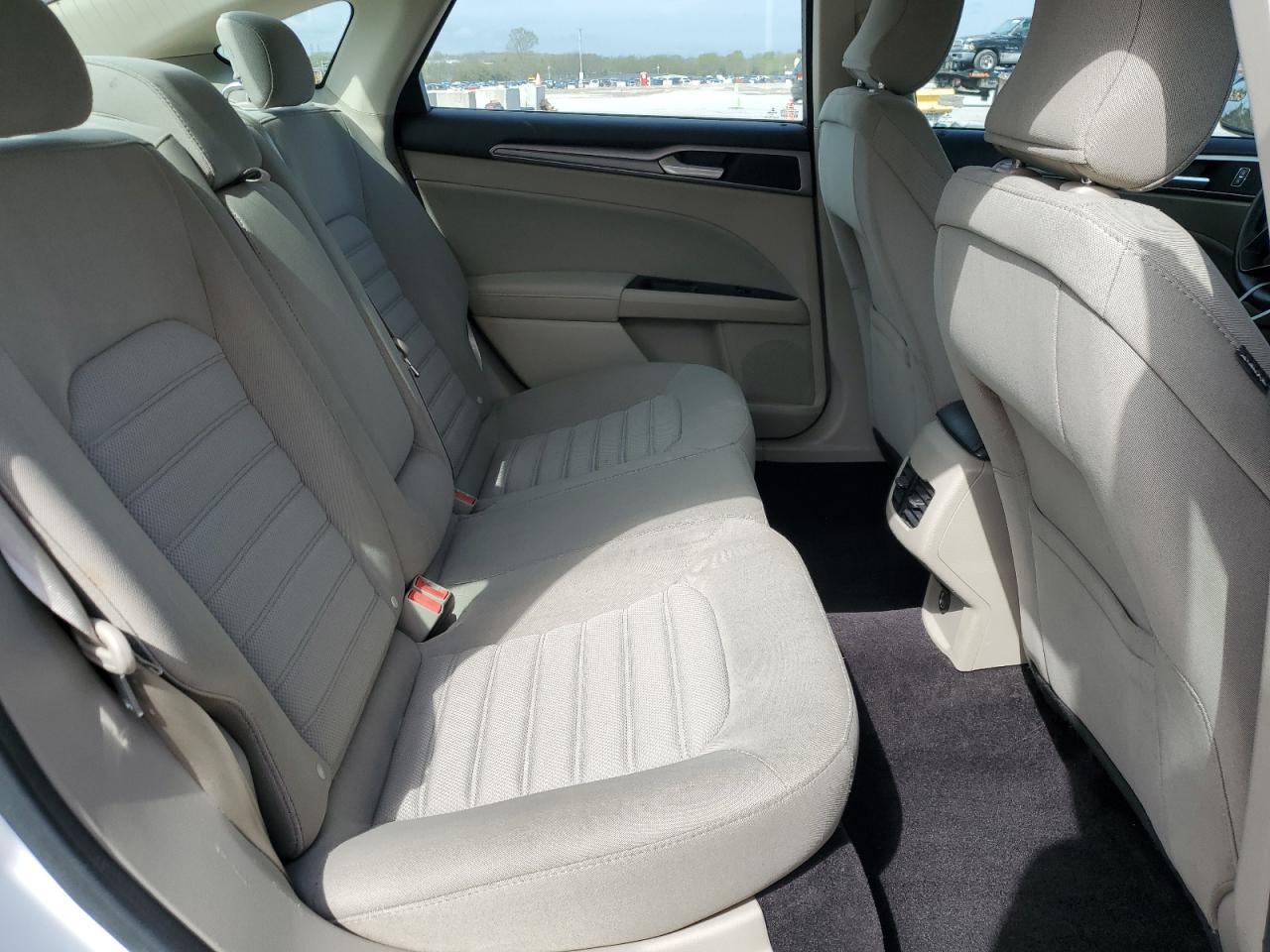 2017 Ford Fusion - Image 10