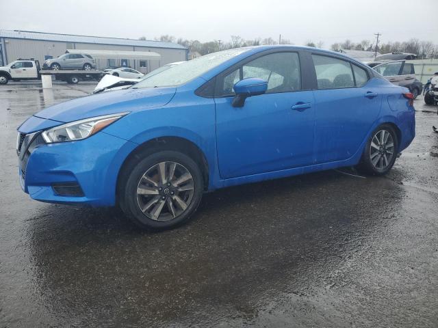  NISSAN VERSA 2021 Синій