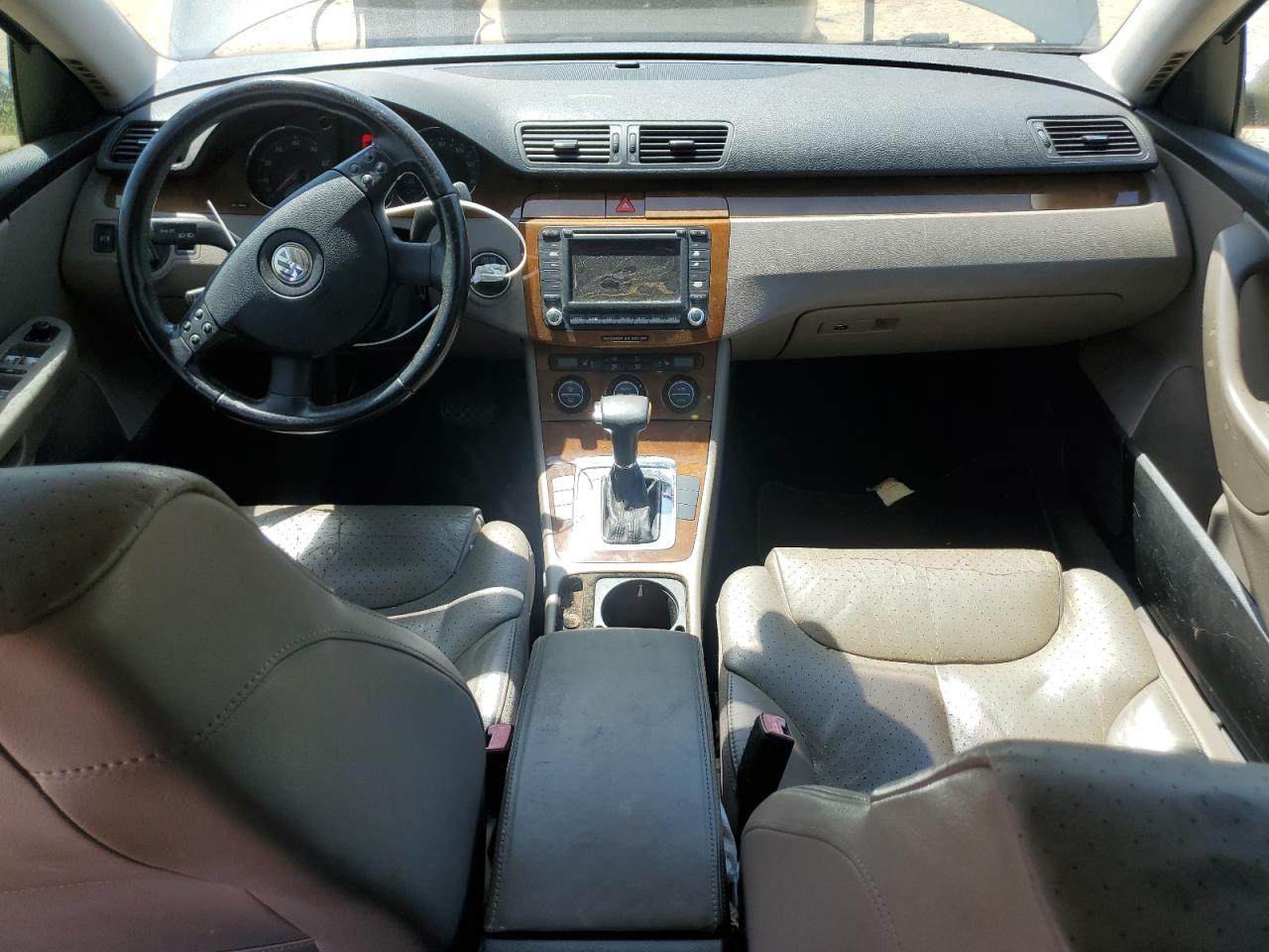 2007 Volkswagen Passat 3.6L 4Motion Wagon Luxury VIN: WVWVU73C57E002946 Lot: 51104444