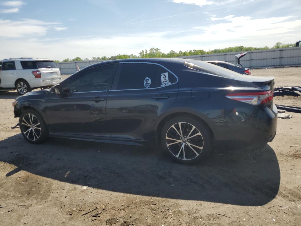 2018 Toyota Camry L VIN: 4T1B11HK7JU539688 Lot: 52843204