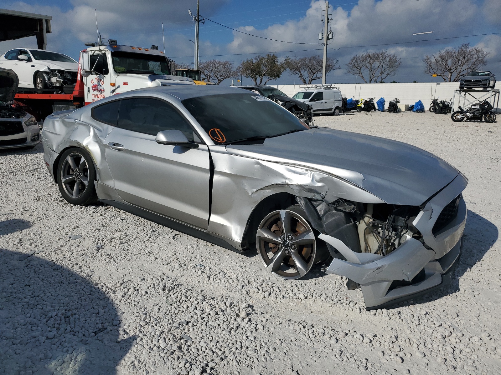 1FA6P8AM0F5388953 2015 Ford Mustang