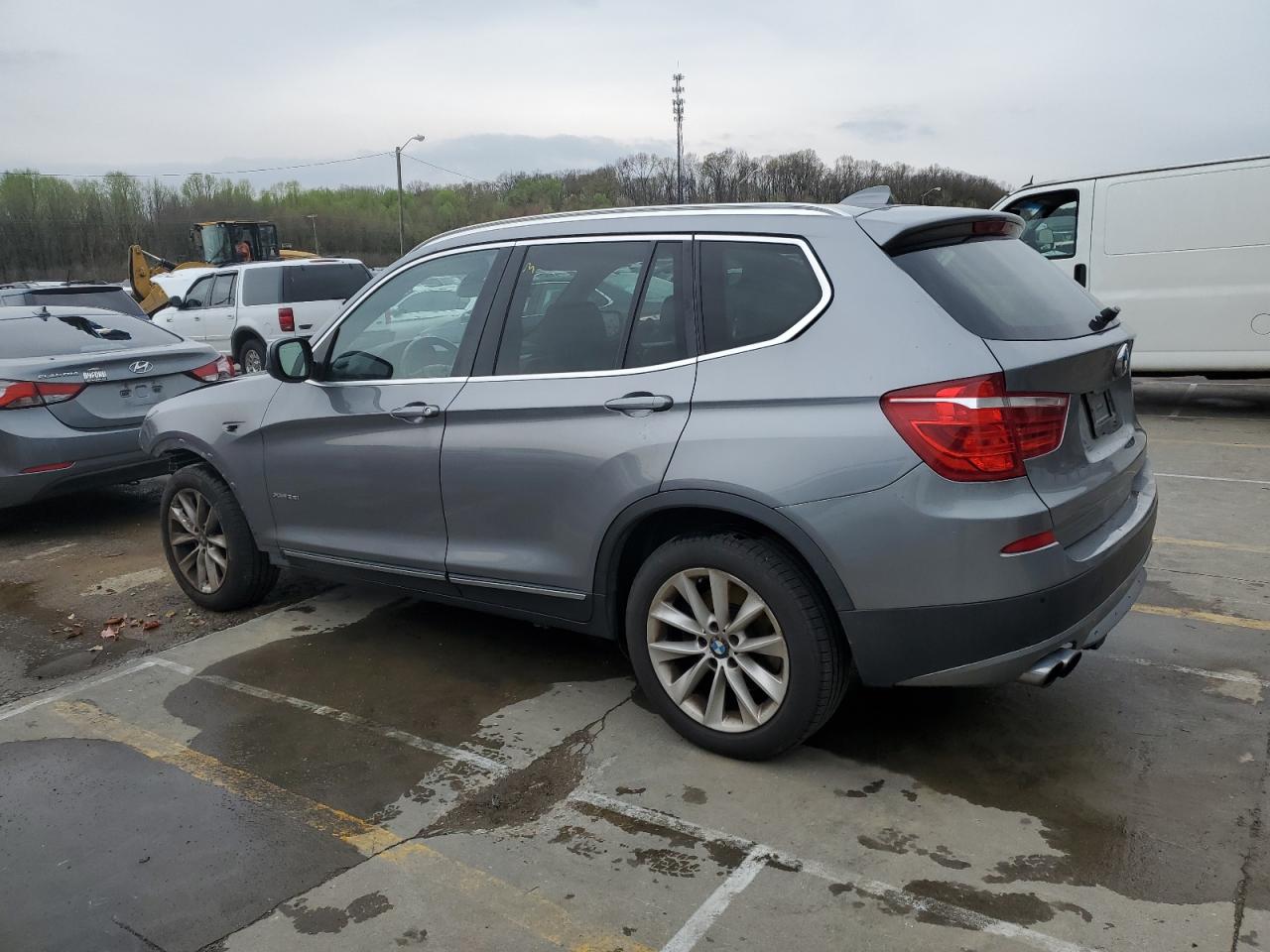 VIN 5UXWX9C59D0A27268 2013 BMW X3 no.2