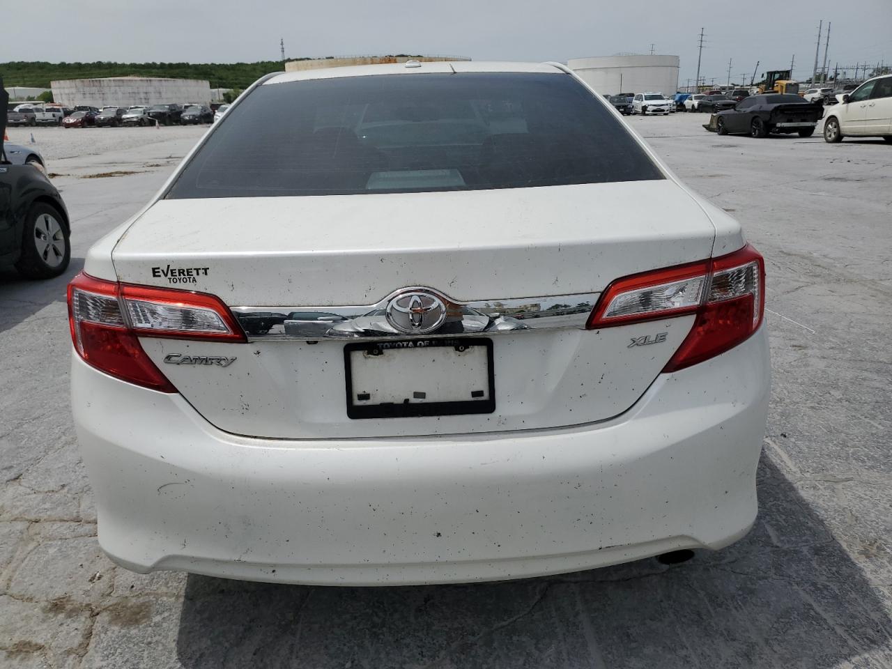 4T1BF1FK1EU403261 2014 Toyota Camry L