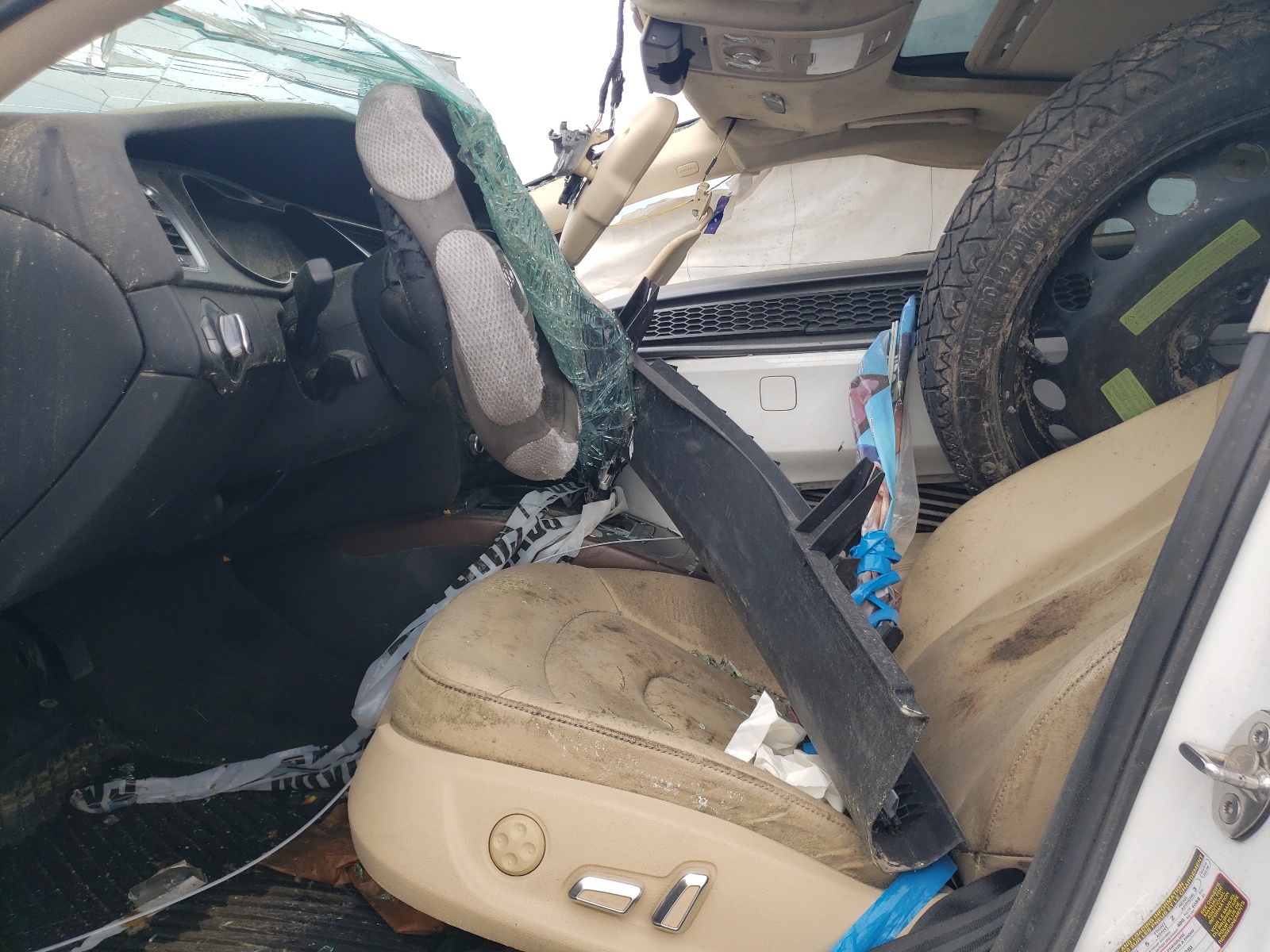 WAUEFAFL5EN025415 2014 Audi A4 Premium Plus