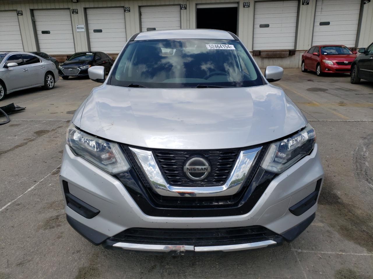 2018 Nissan Rogue - Image 5