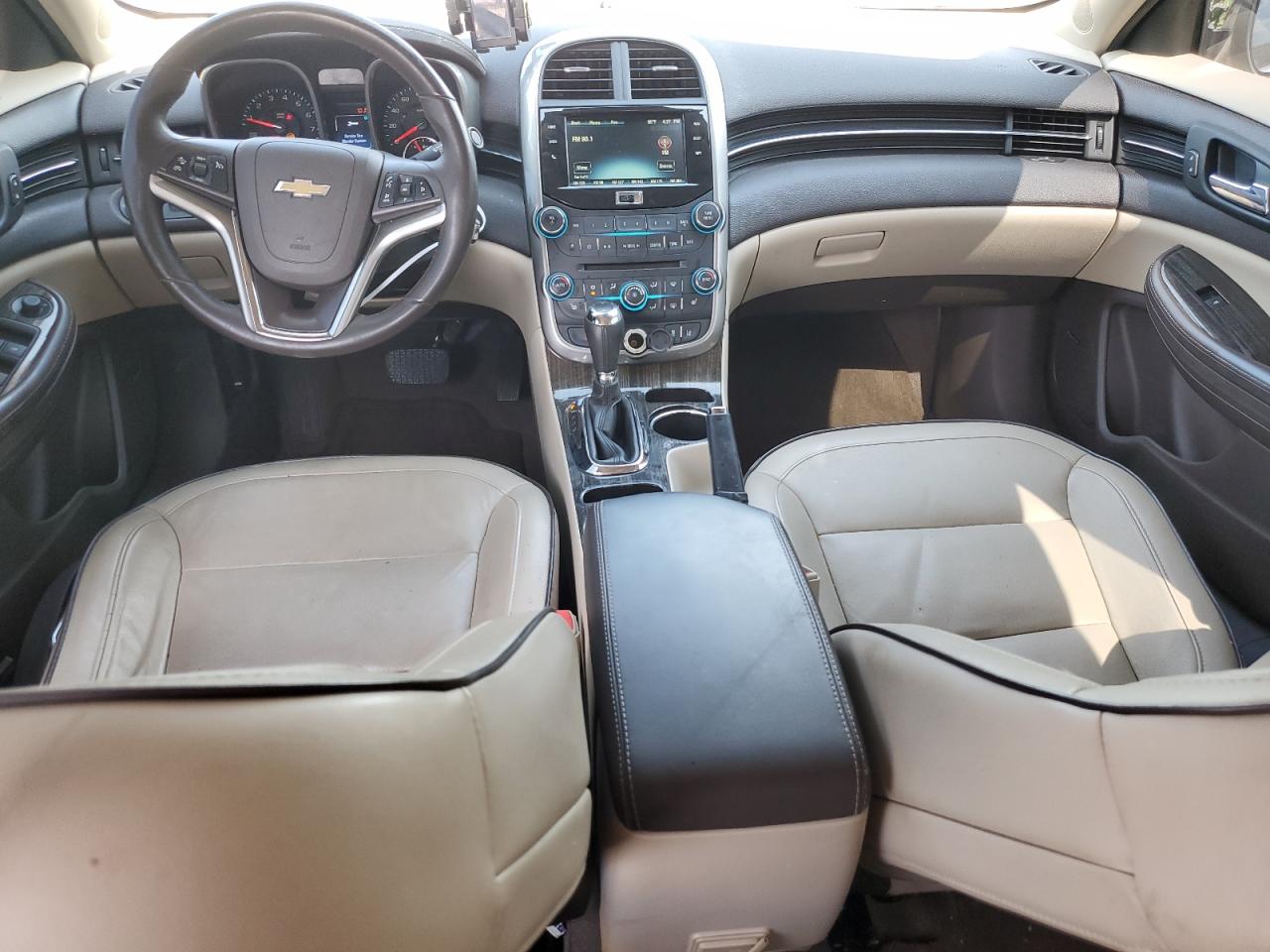 2015 Chevrolet Malibu - Image 8
