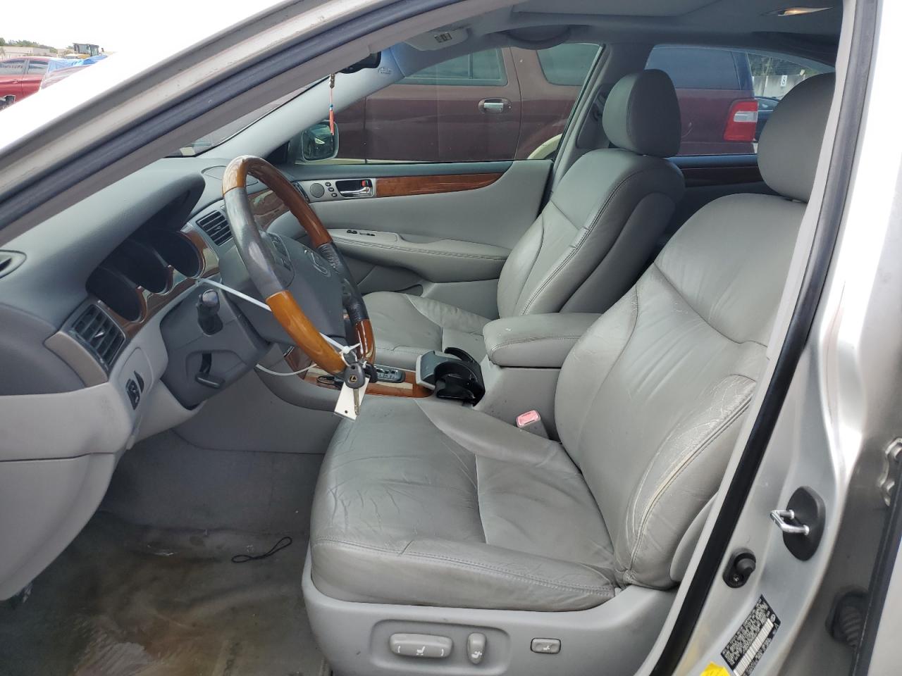 2005 Lexus Es 330 VIN: JTHBA30G355066149 Lot: 62538464