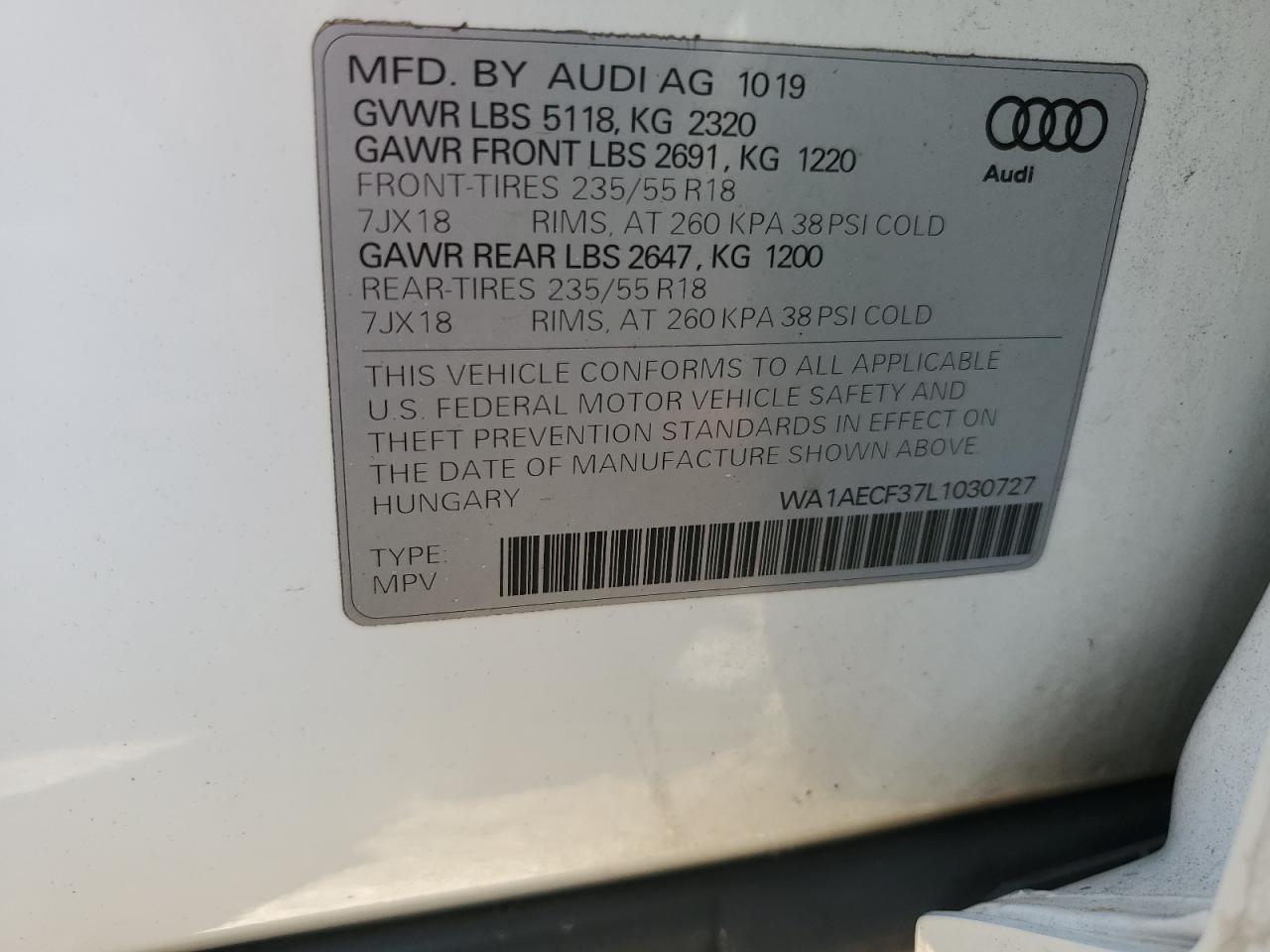 WA1AECF37L1030727 2020 Audi Q3 Premium