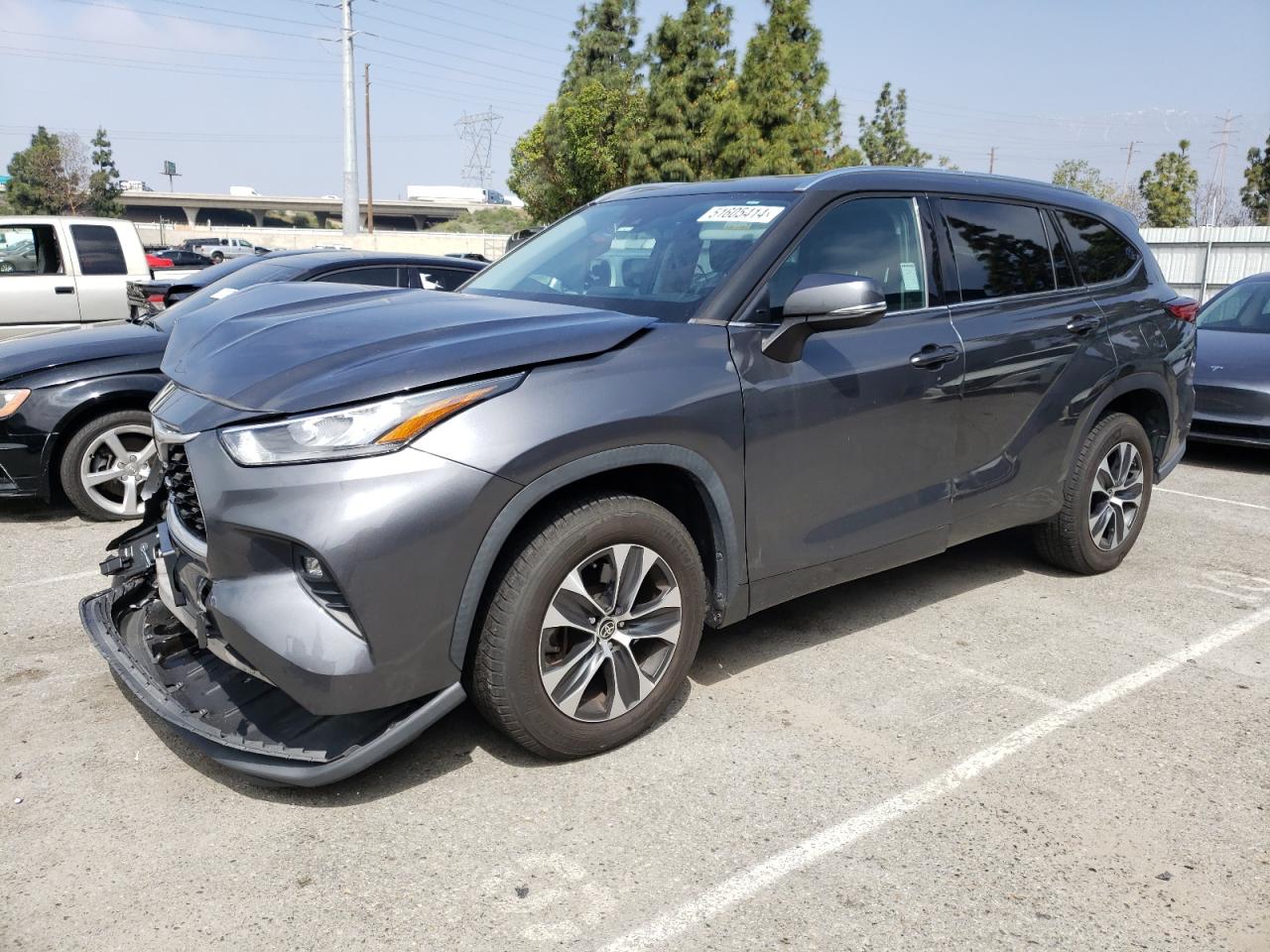 2020 Toyota Highlander Xle VIN: 5TDHZRAH3LS504805 Lot: 51605414
