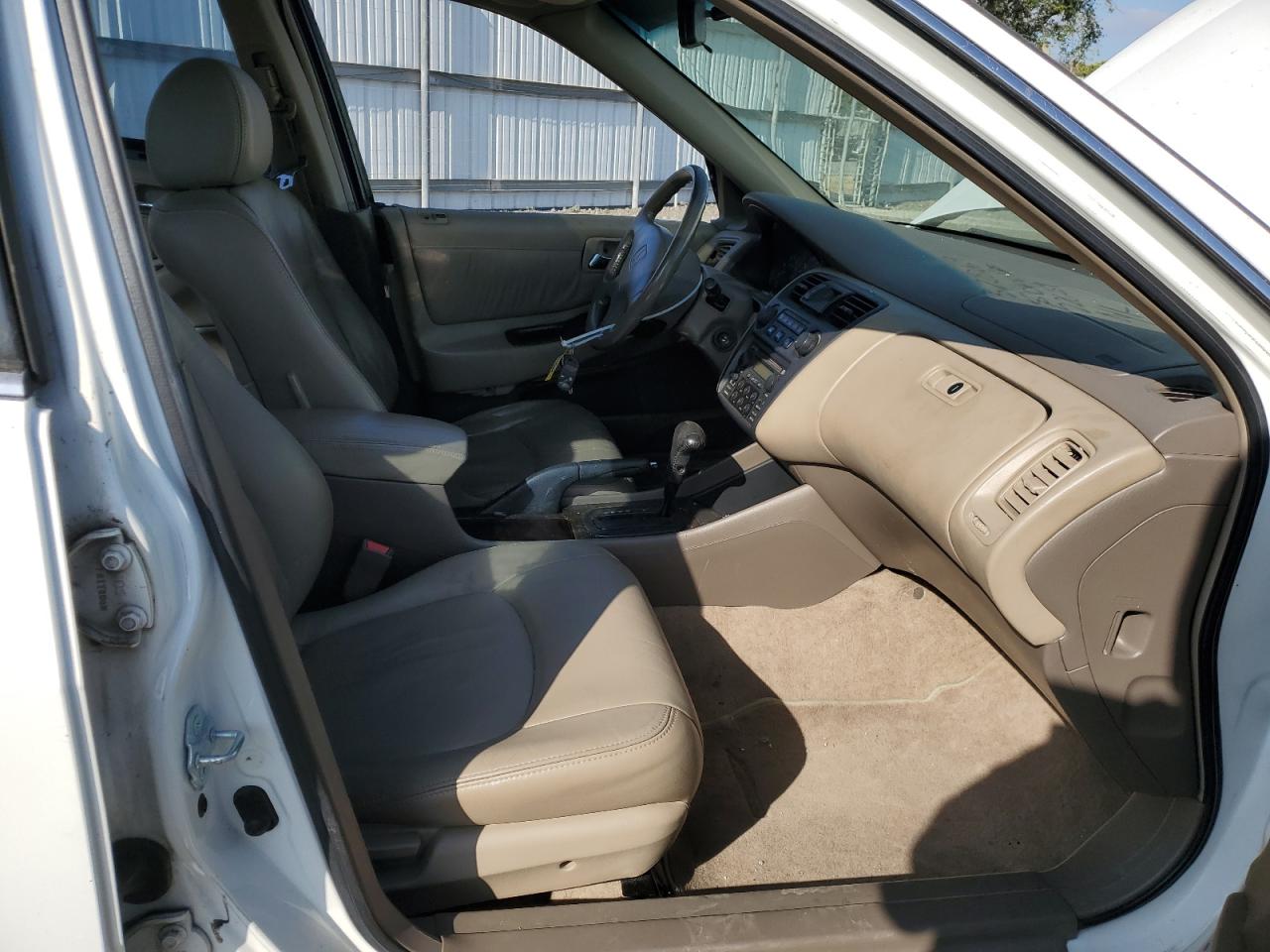 1998 Honda Accord - Image 7