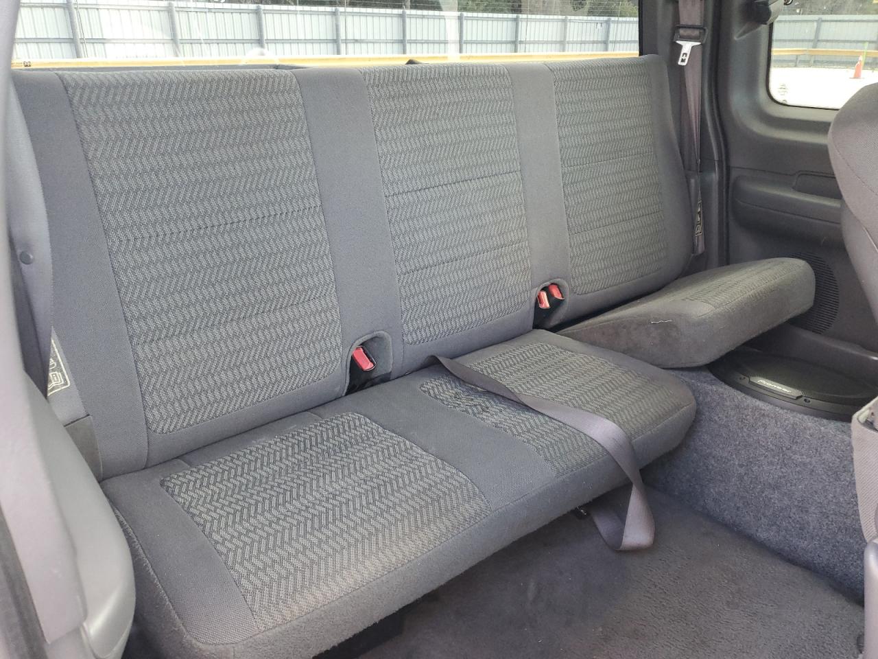 2002 Ford F150 VIN: 1FTRX17232NA81503 Lot: 51444054