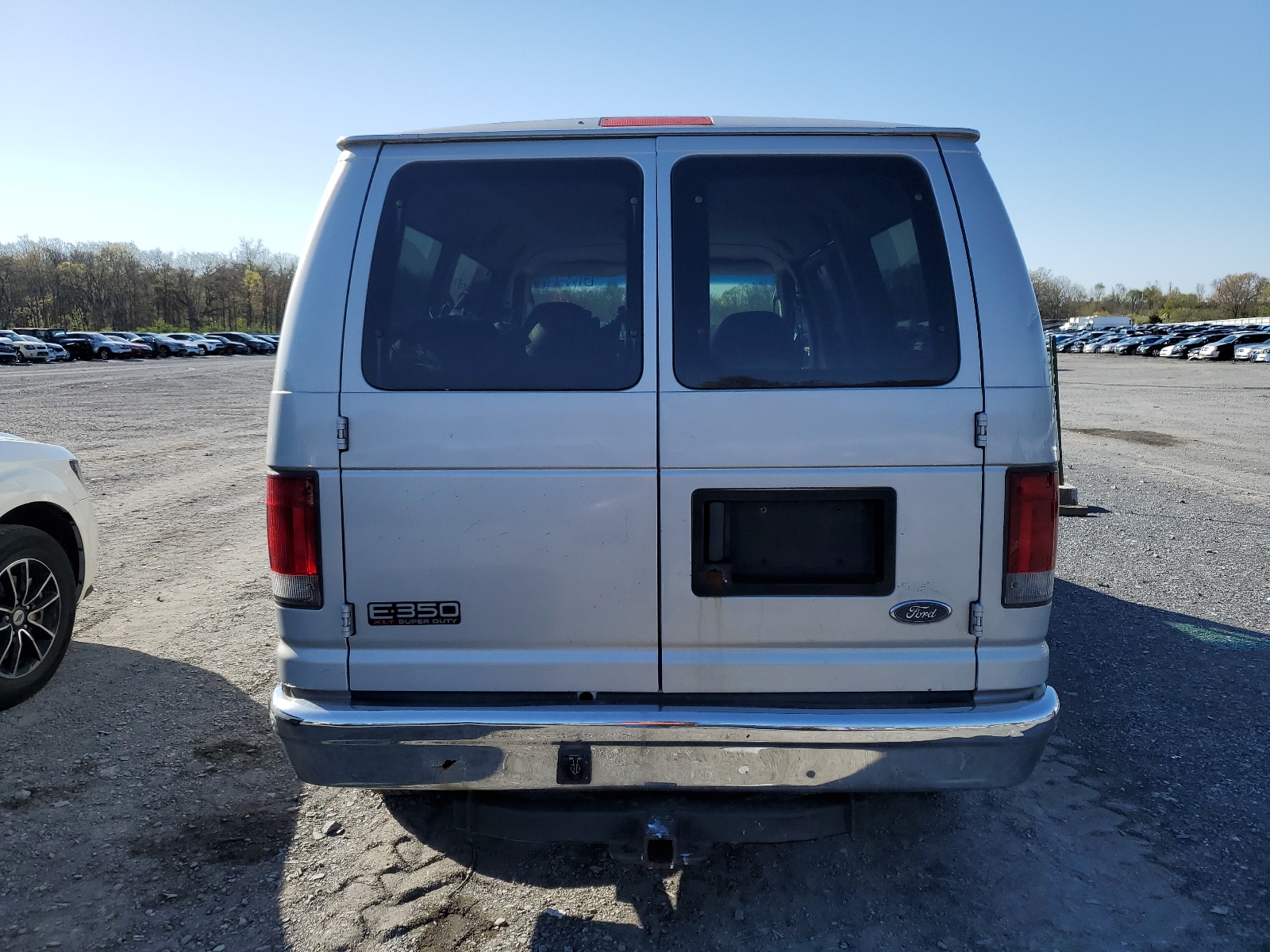 1FBNE31L95HB18868 2005 Ford Econoline E350 Super Duty Wagon