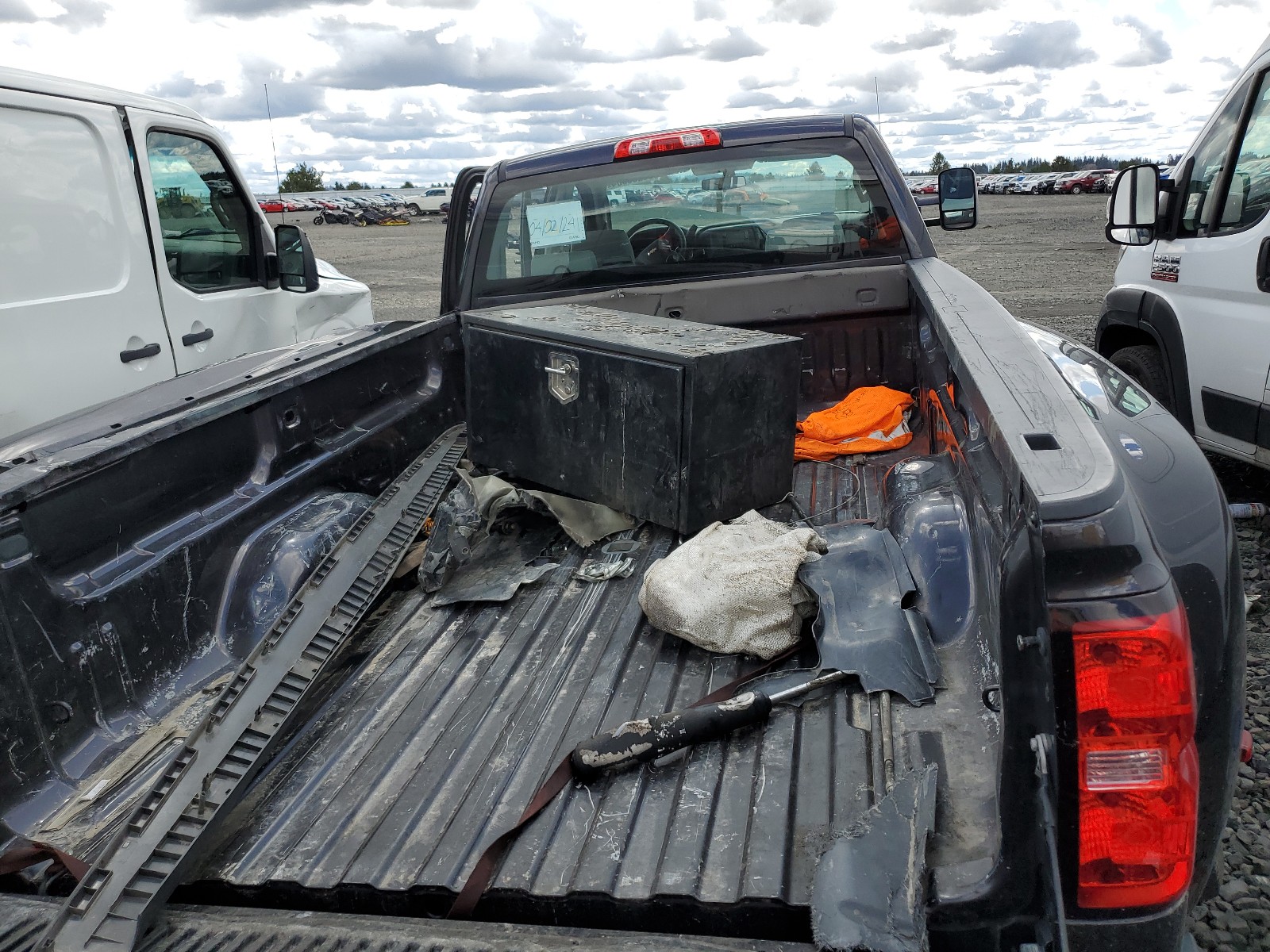 1GC4KYCG2FF624147 2015 Chevrolet Silverado K3500