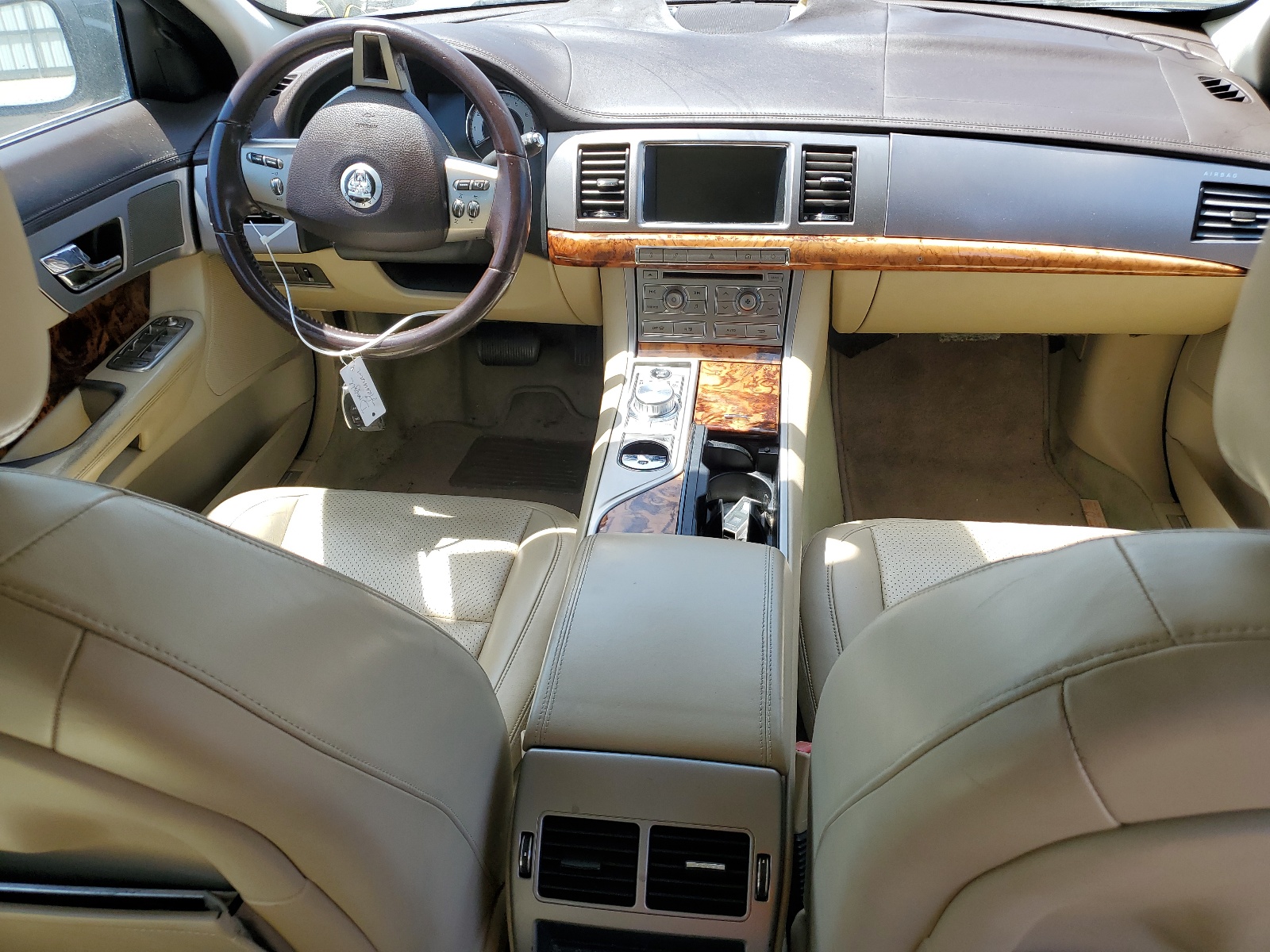 SAJWA06B39HR30684 2009 Jaguar Xf Premium Luxury