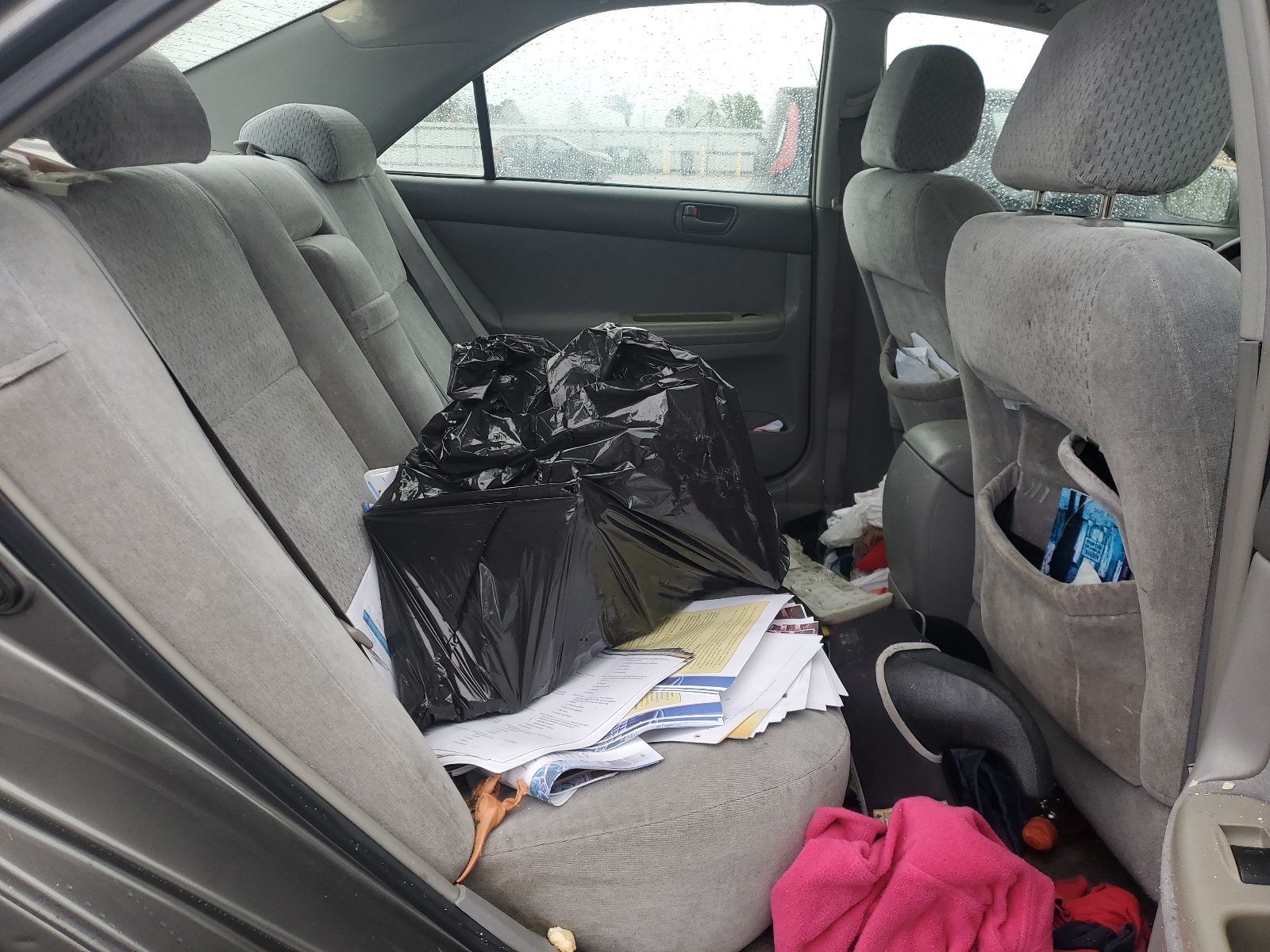 4T1BF32K64U587032 2004 Toyota Camry Le