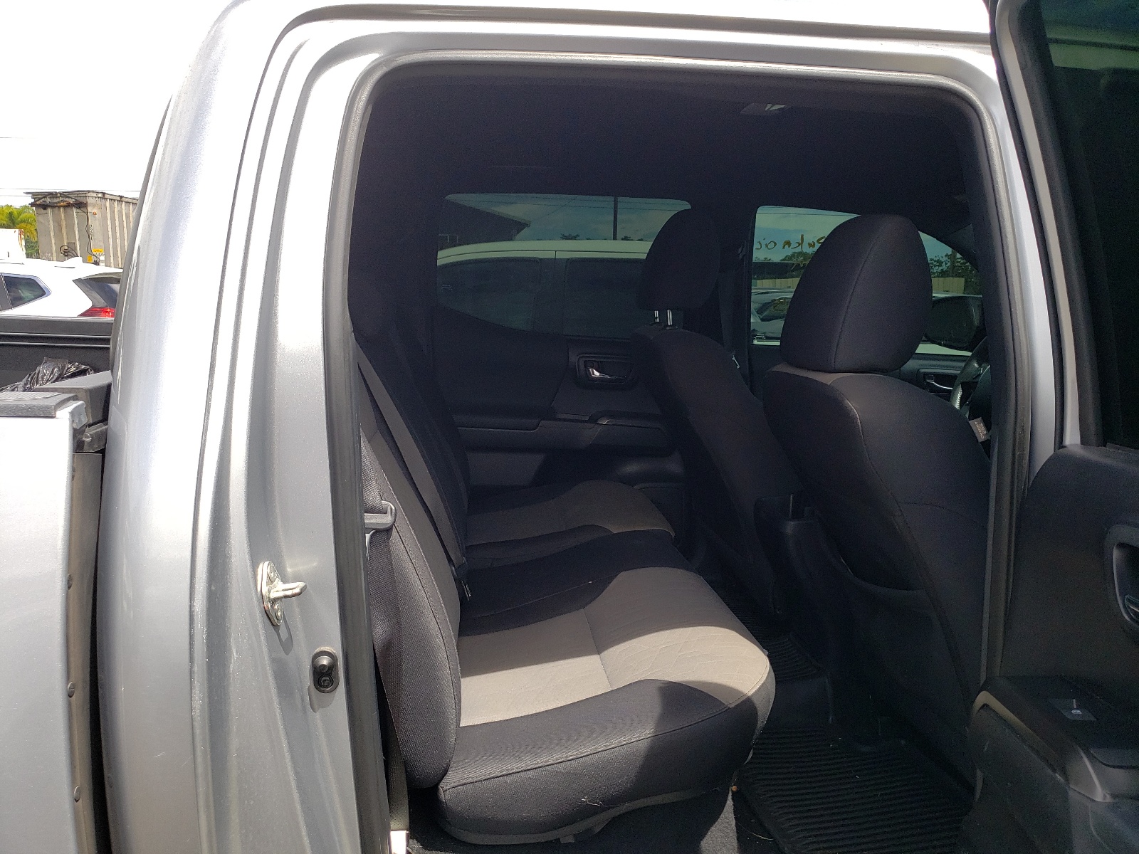 3TMCZ5AN6LM337879 2020 Toyota Tacoma Double Cab