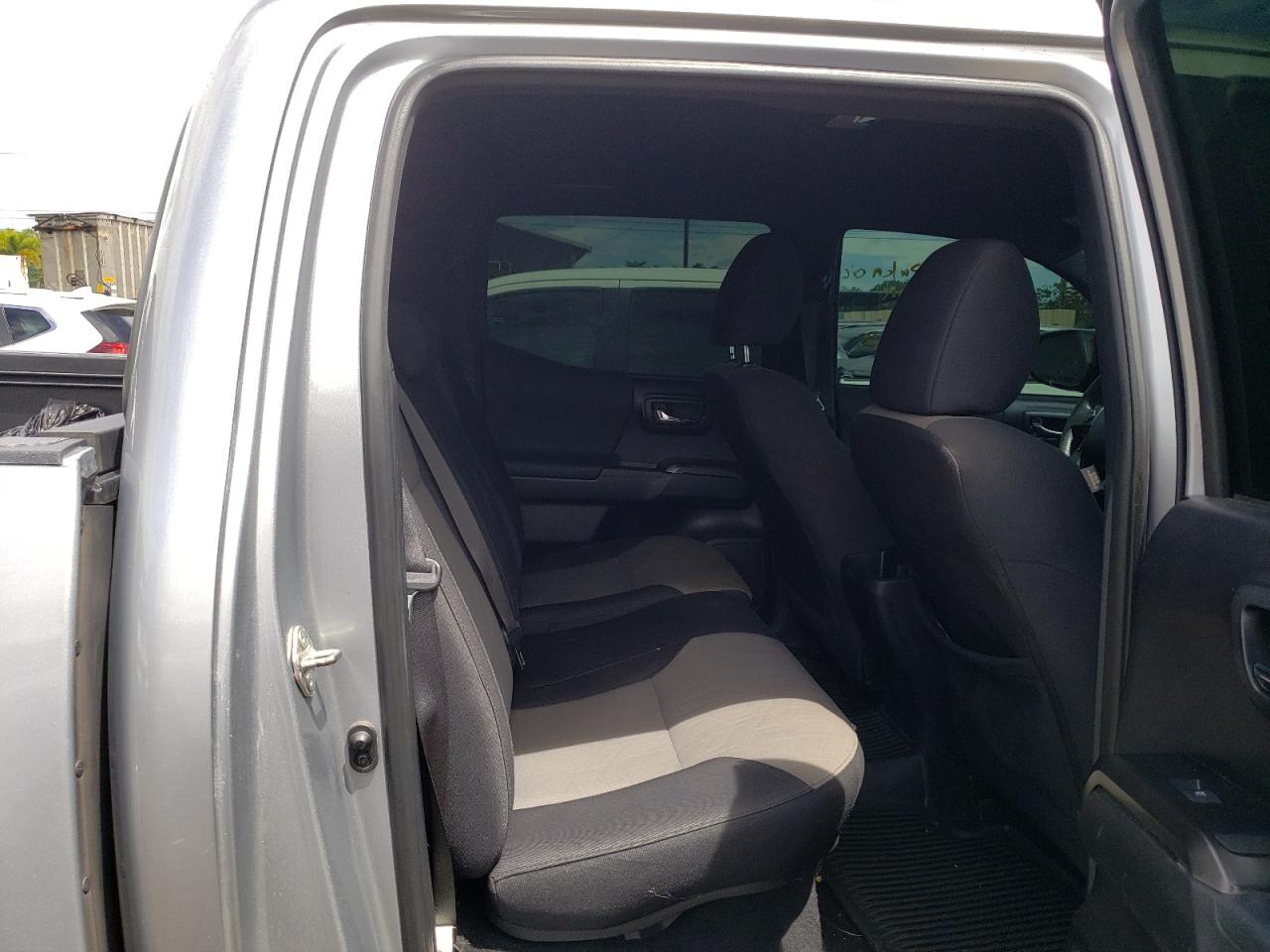 2020 Toyota Tacoma Double Cab VIN: 3TMCZ5AN6LM337879 Lot: 49618534