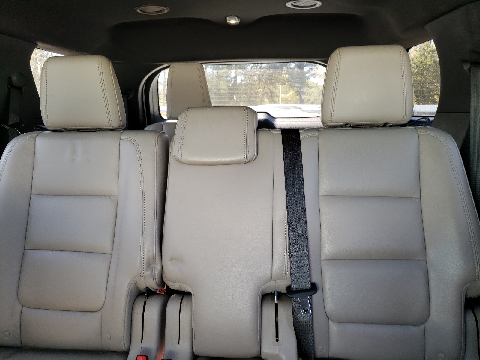 1FMHK8D88CGA19060 2012 Ford Explorer Xlt