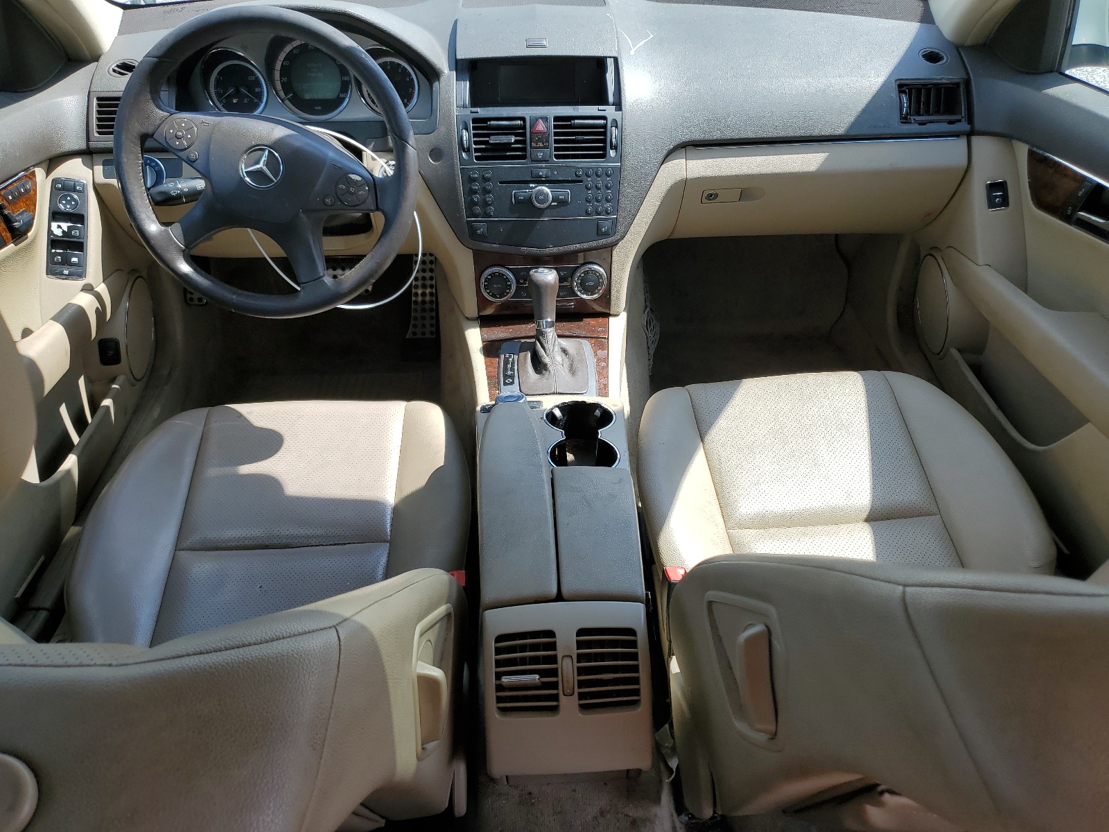 WDDGF81X69F262032 2009 Mercedes-Benz C 300 4Matic