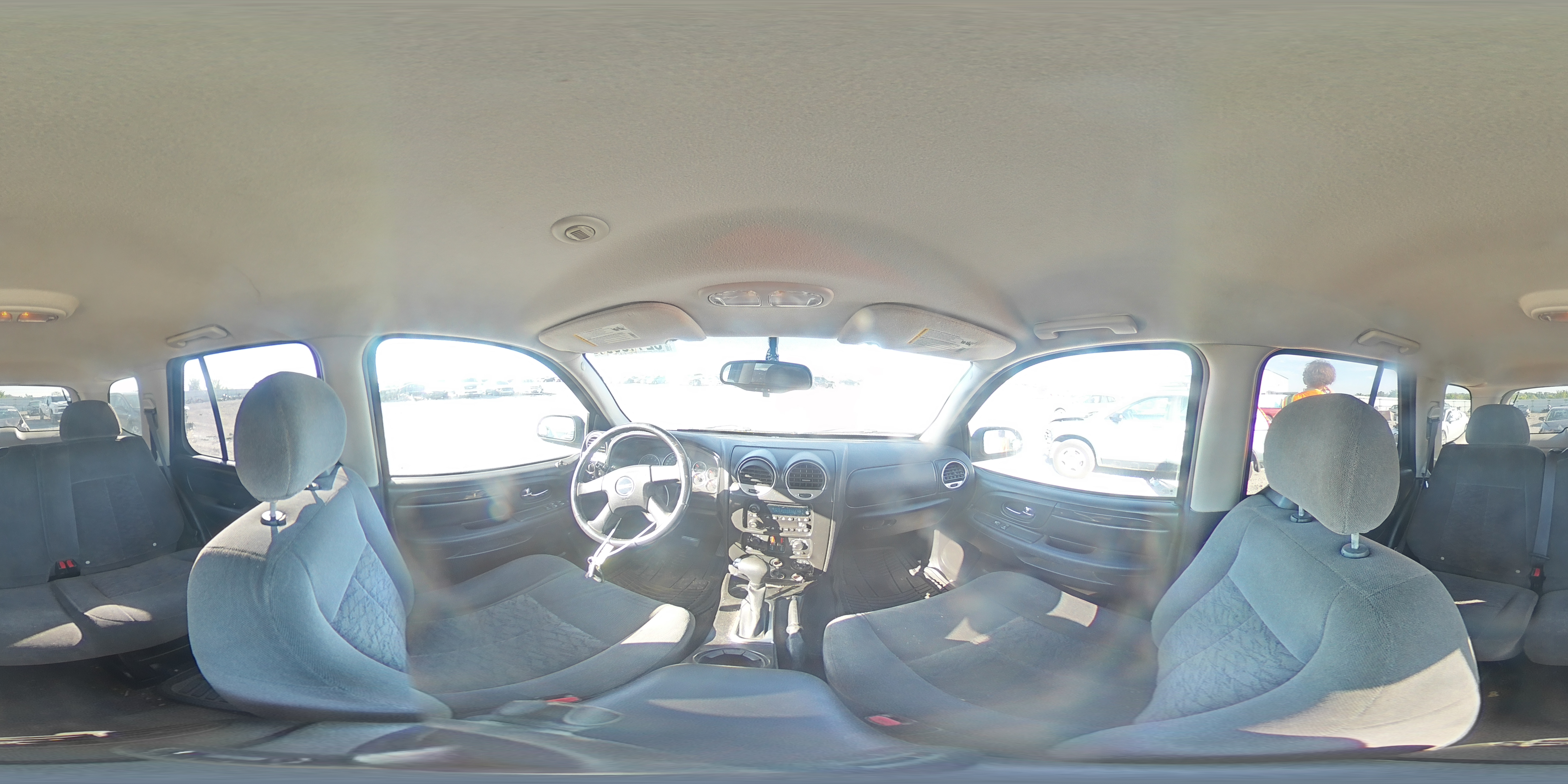 2005 GMC Envoy VIN: 1GKDT13S952156209 Lot: 52110664