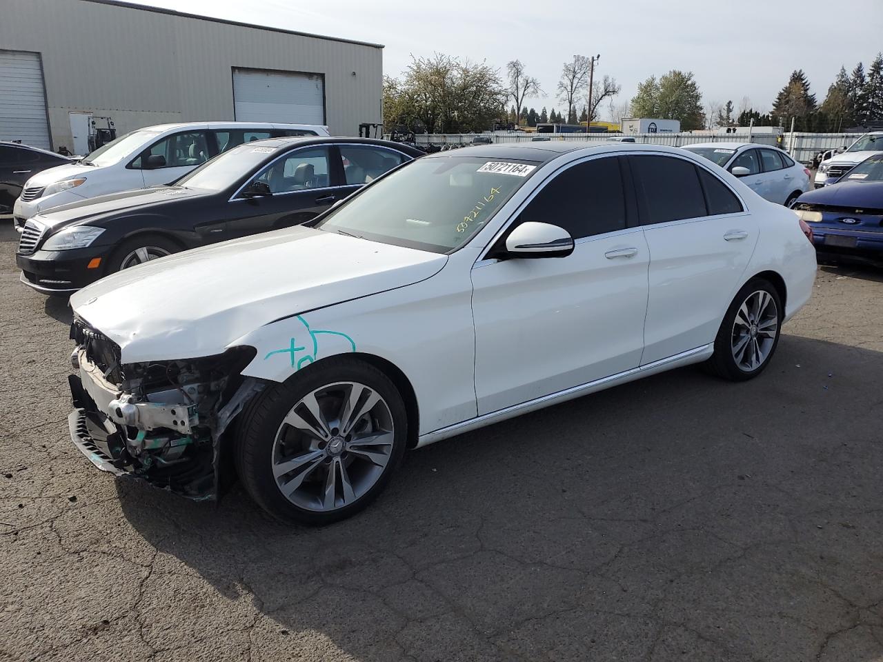 VIN 55SWF4JB9GU176278 2016 MERCEDES-BENZ C-CLASS no.1