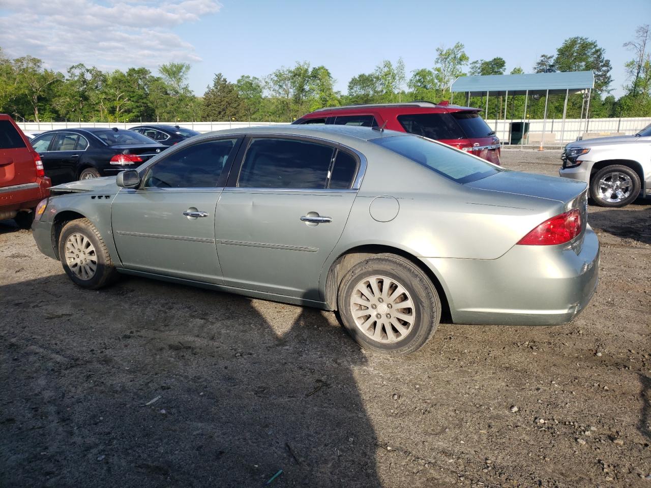 2007 Buick Lucerne - Image 2