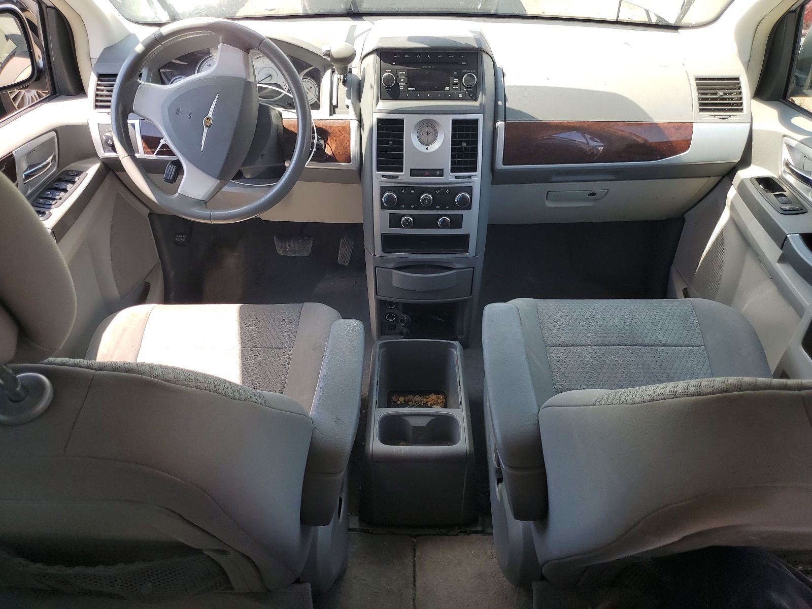 2A4RR5DX9AR328763 2010 Chrysler Town & Country Touring