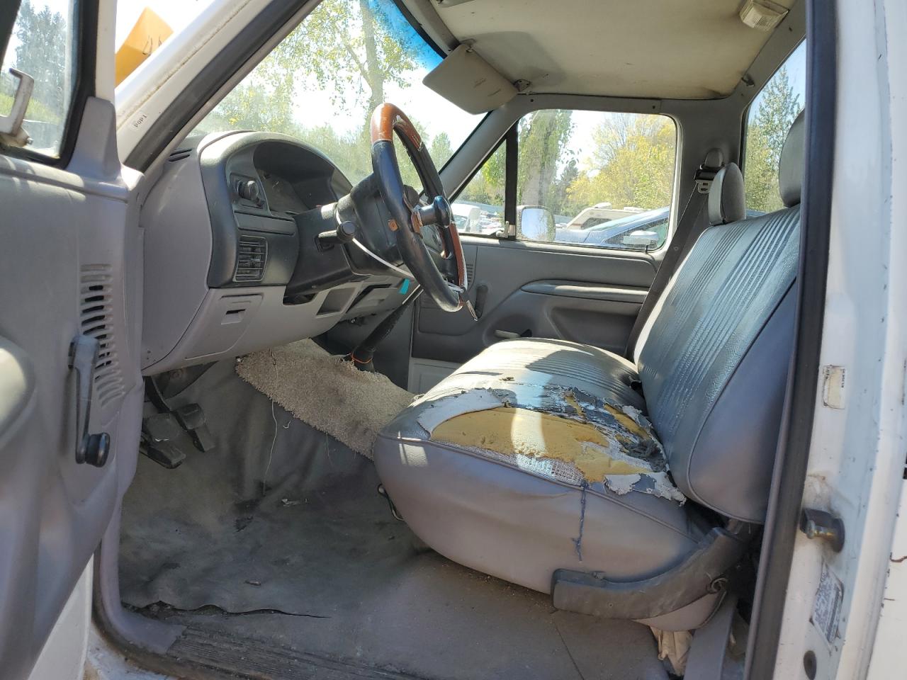 1994 Ford F150 VIN: 1FTDF15Y0RLA10088 Lot: 51285994