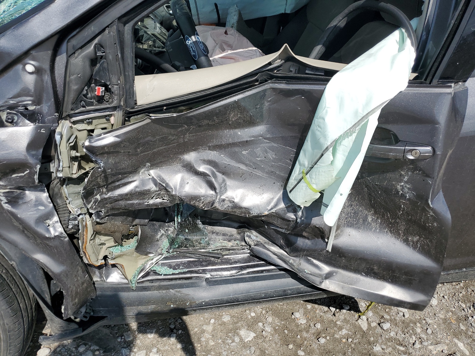 1FADP3F22DL151407 2013 Ford Focus Se