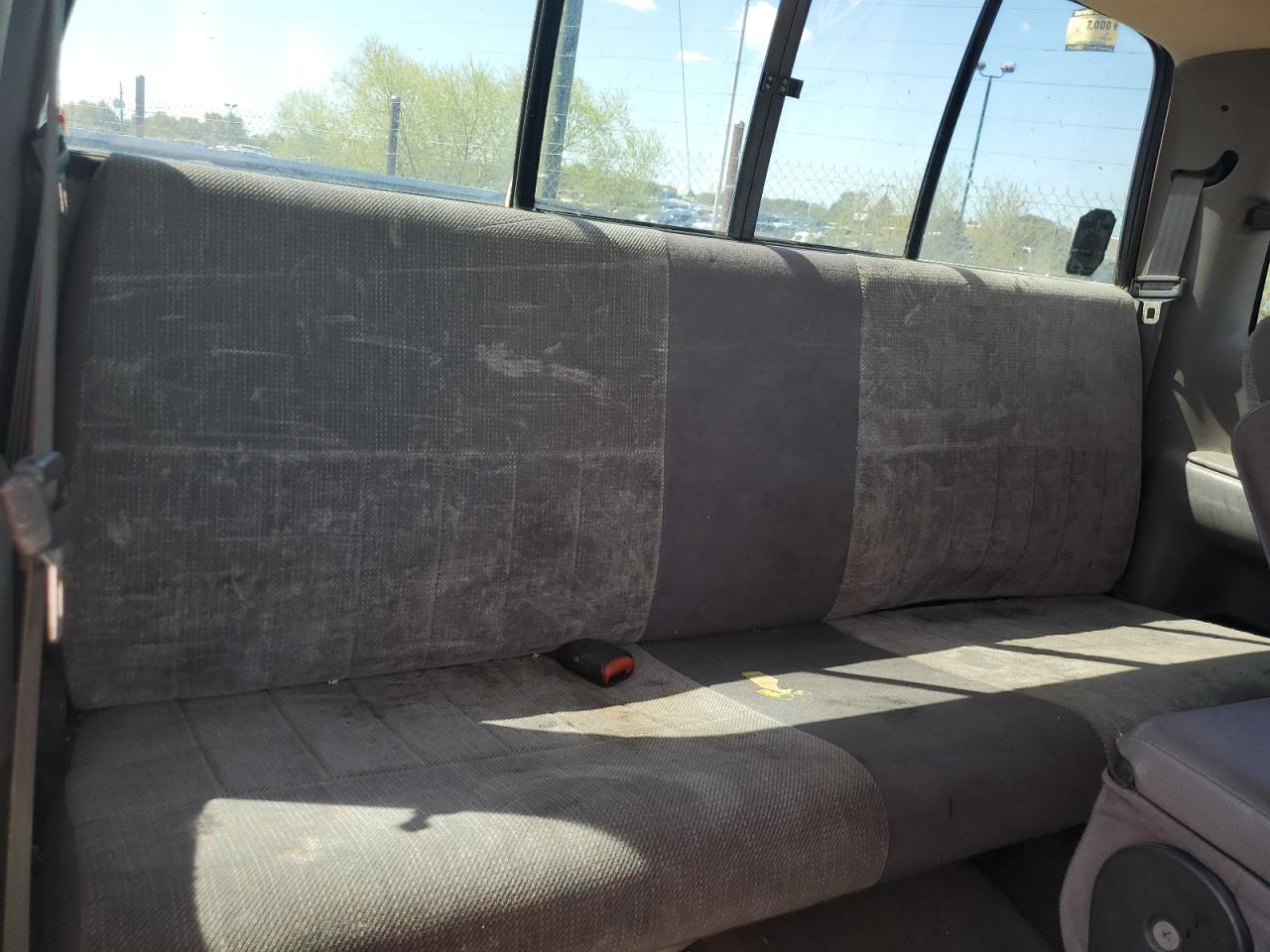 1995 Dodge Ram 2500 VIN: 3B7KF23C6SM147996 Lot: 52841684