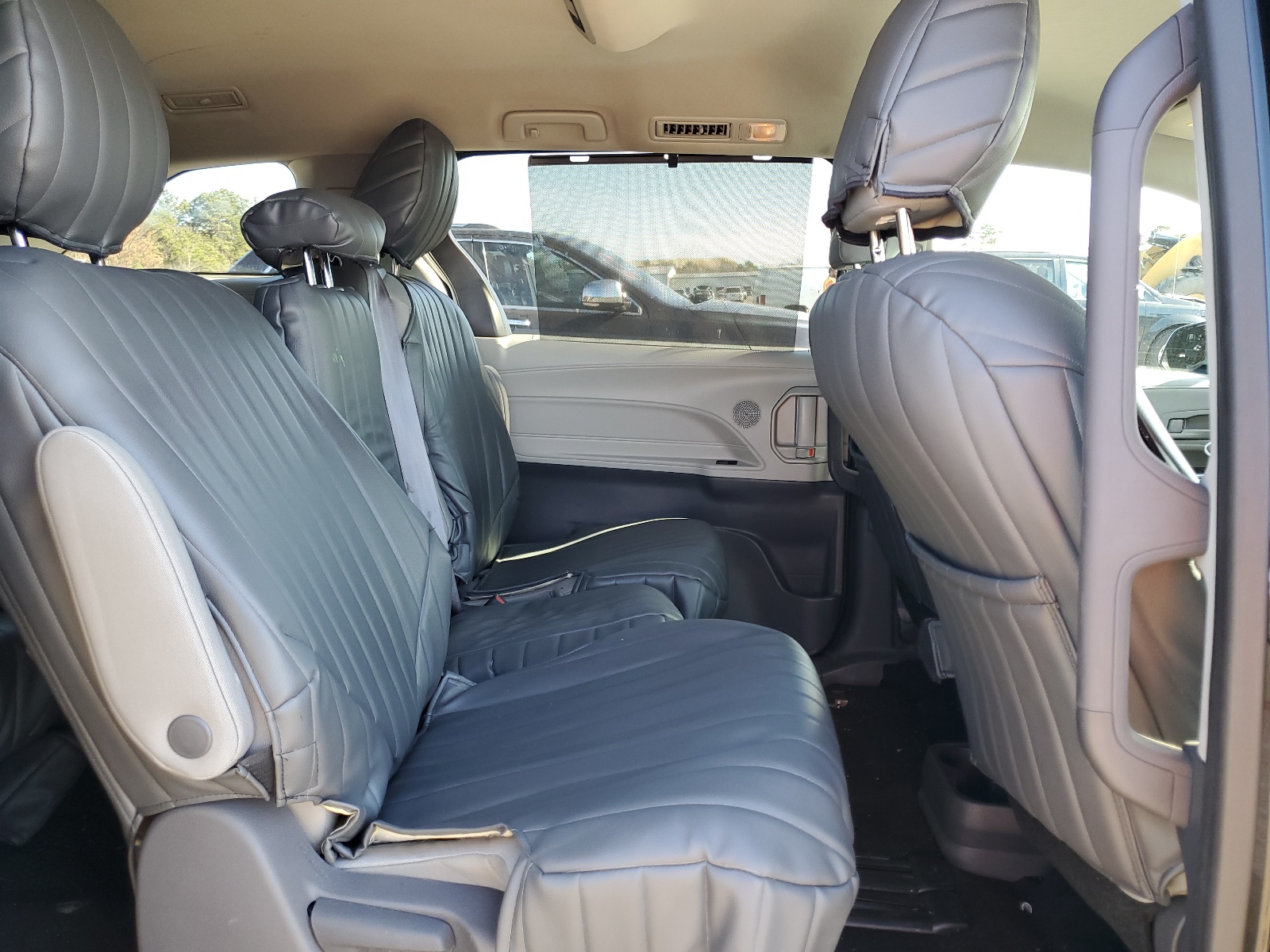 5TDKRKEC8MS004748 2021 Toyota Sienna Le