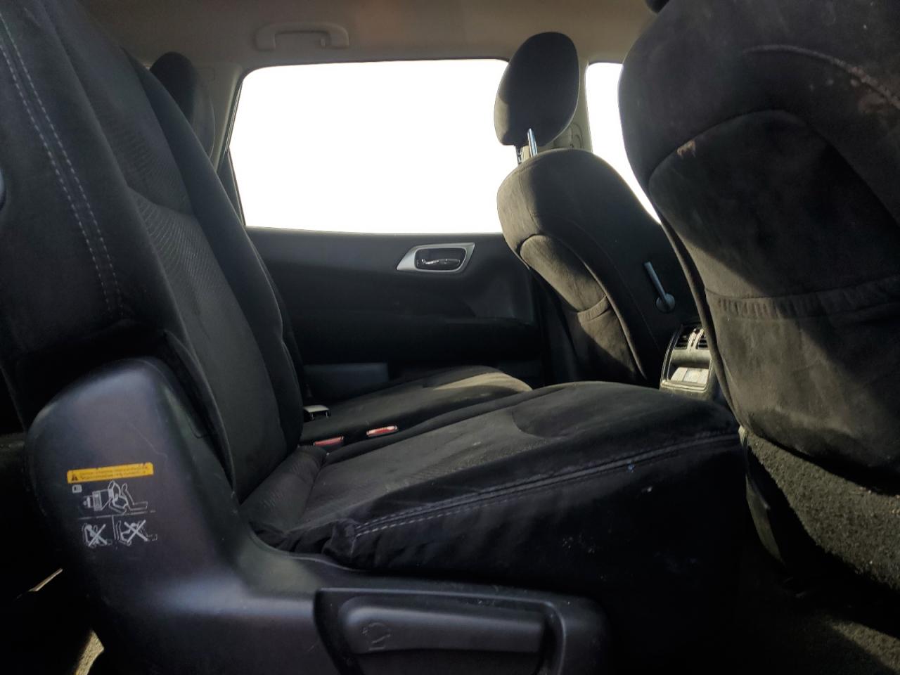 2015 Nissan Pathfinder S VIN: 5N1AR2MM3FC718518 Lot: 52898494