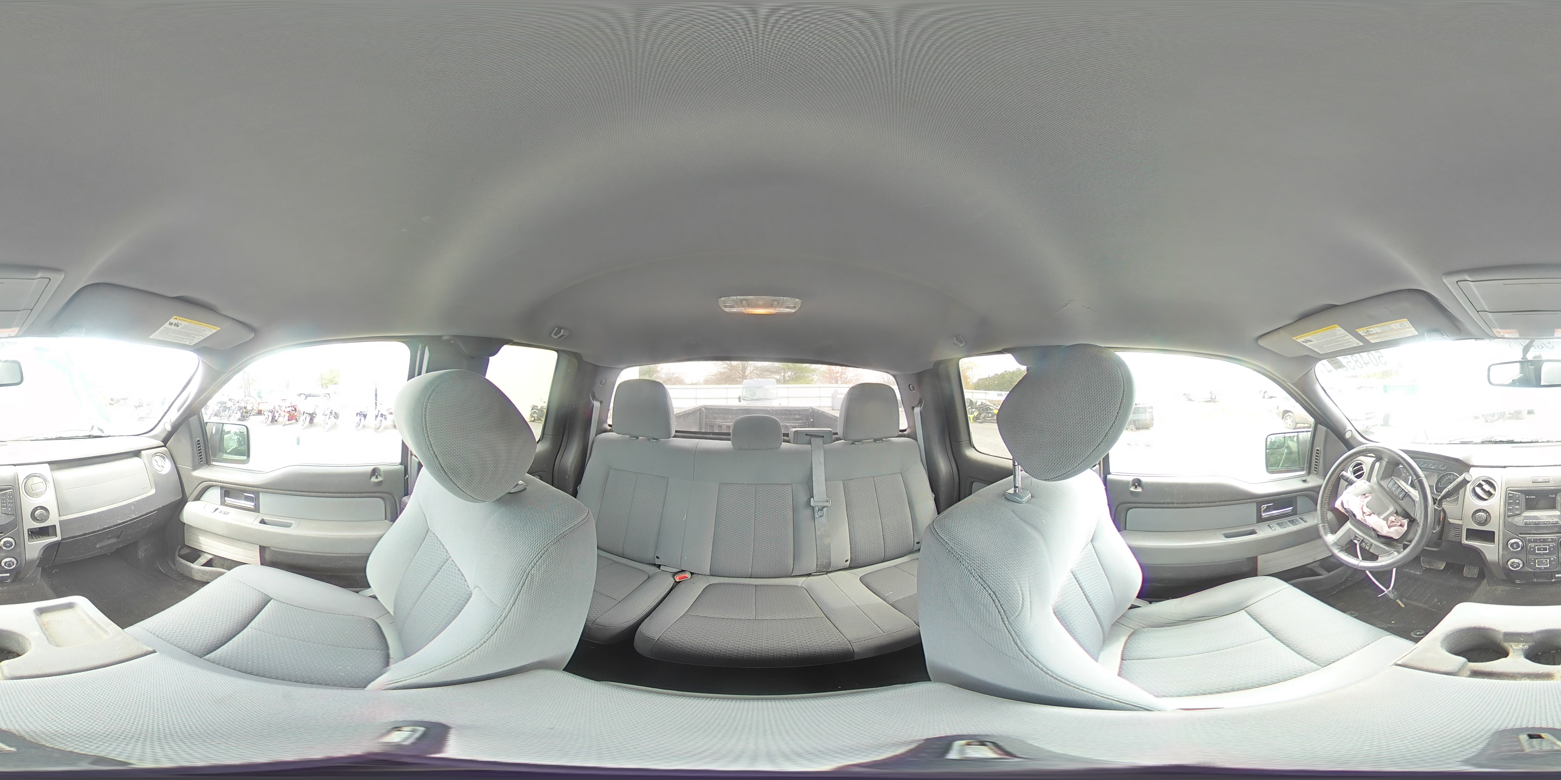 2014 Ford F-150 - Image 13