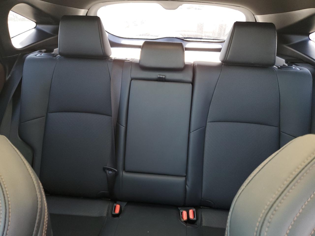 2021 Toyota Venza - Image 10