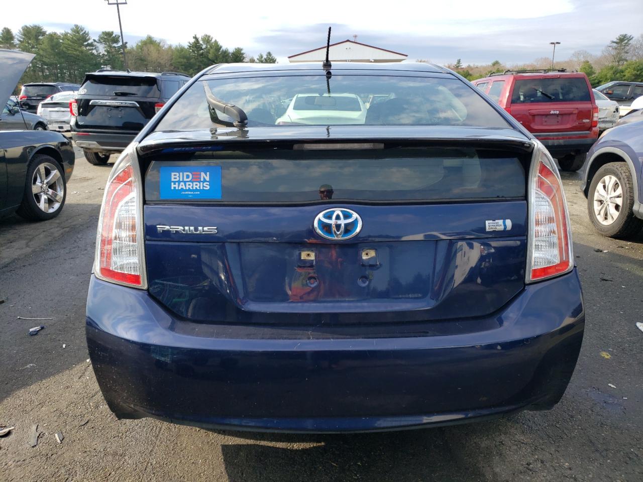 JTDKN3DU1E1759279 2014 Toyota Prius