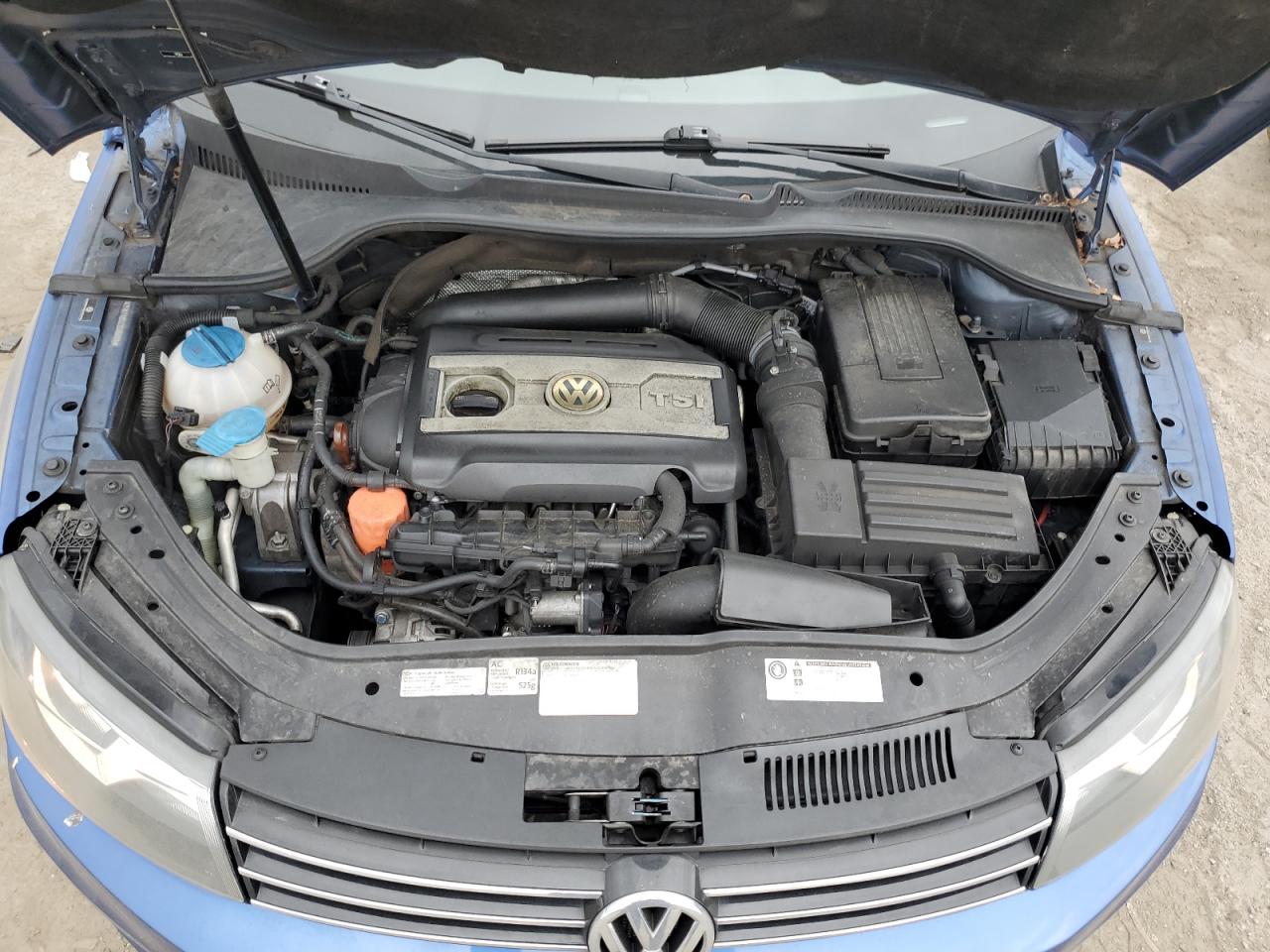 2012 Volkswagen Eos Komfort VIN: WVWBW7AH5CV016691 Lot: 49793994