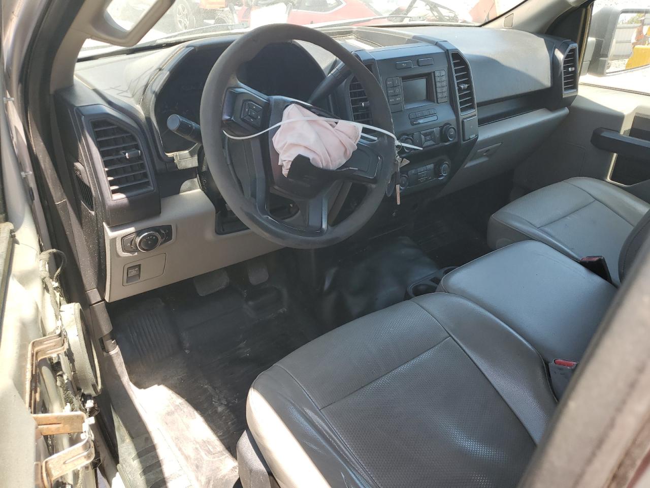 2016 Ford F150 VIN: 1FTMF1C84GKE84972 Lot: 51072634