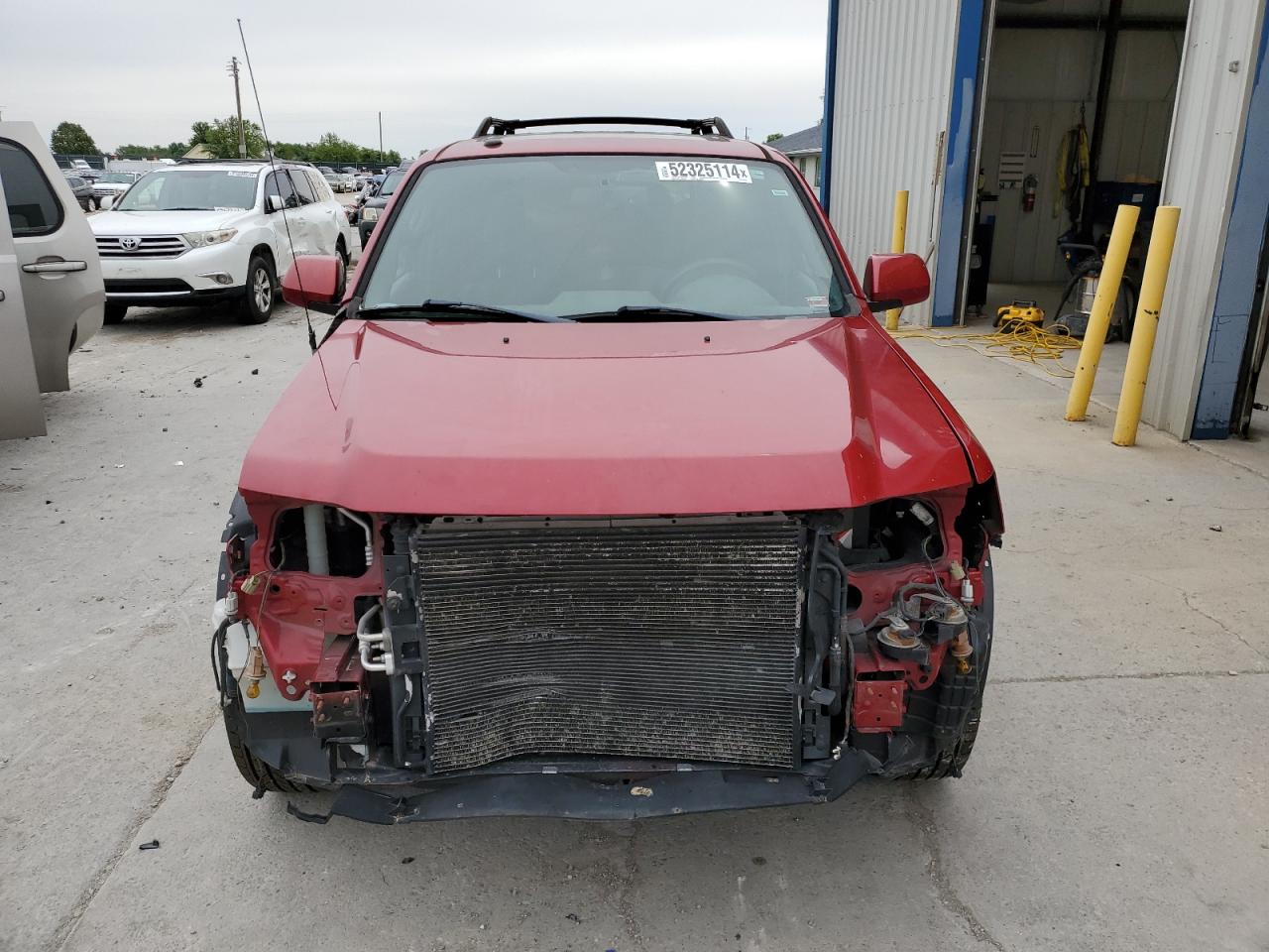 2011 Ford Escape Limited VIN: 1FMCU9E72BKB75185 Lot: 52325114