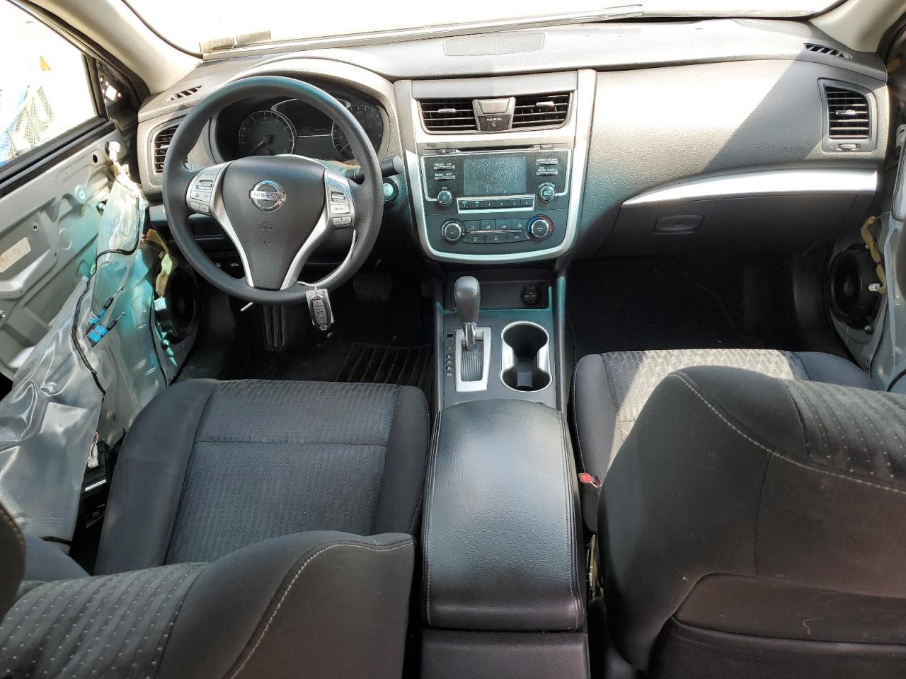 2017 Nissan Altima 2.5 VIN: 1N4AL3AP7HN322132 Lot: 52904694