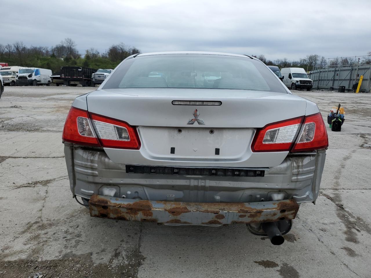 2011 Mitsubishi Galant Fe VIN: 4A32B2FFXBE014808 Lot: 49054344