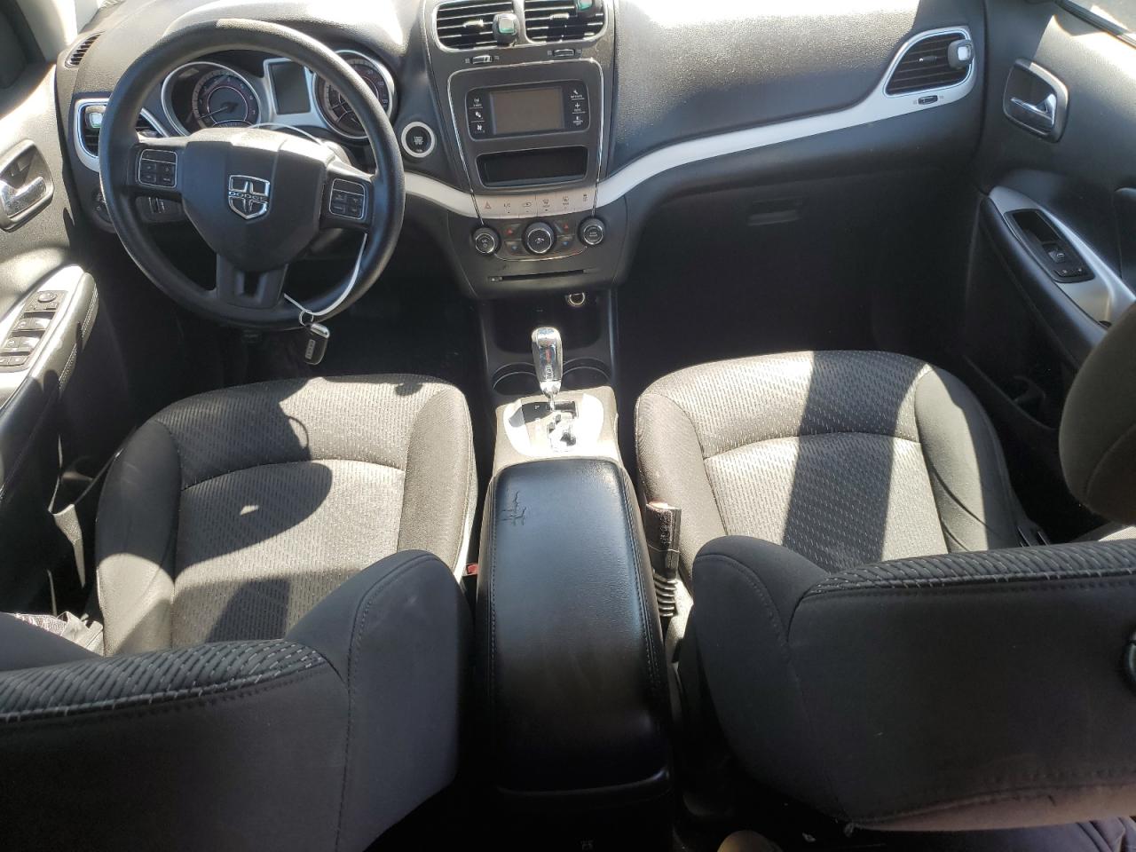 2017 Dodge Journey Sxt VIN: 3C4PDCBG2HT591400 Lot: 50189824