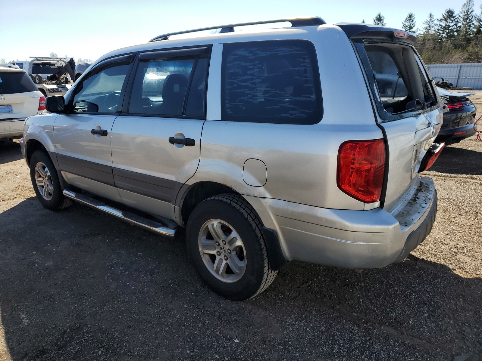 2HKYF18145H000226 2005 Honda Pilot Lx